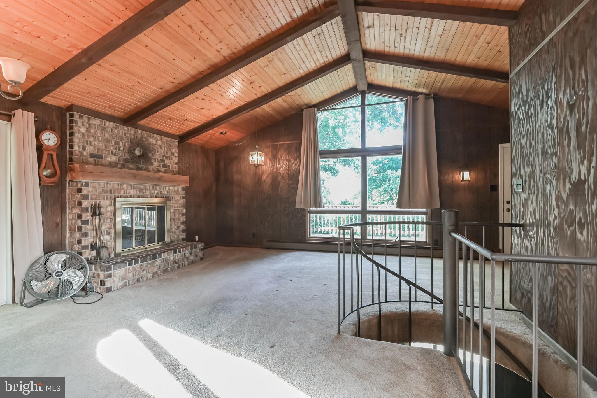 COOL HOLLOW ESTATES - Residential