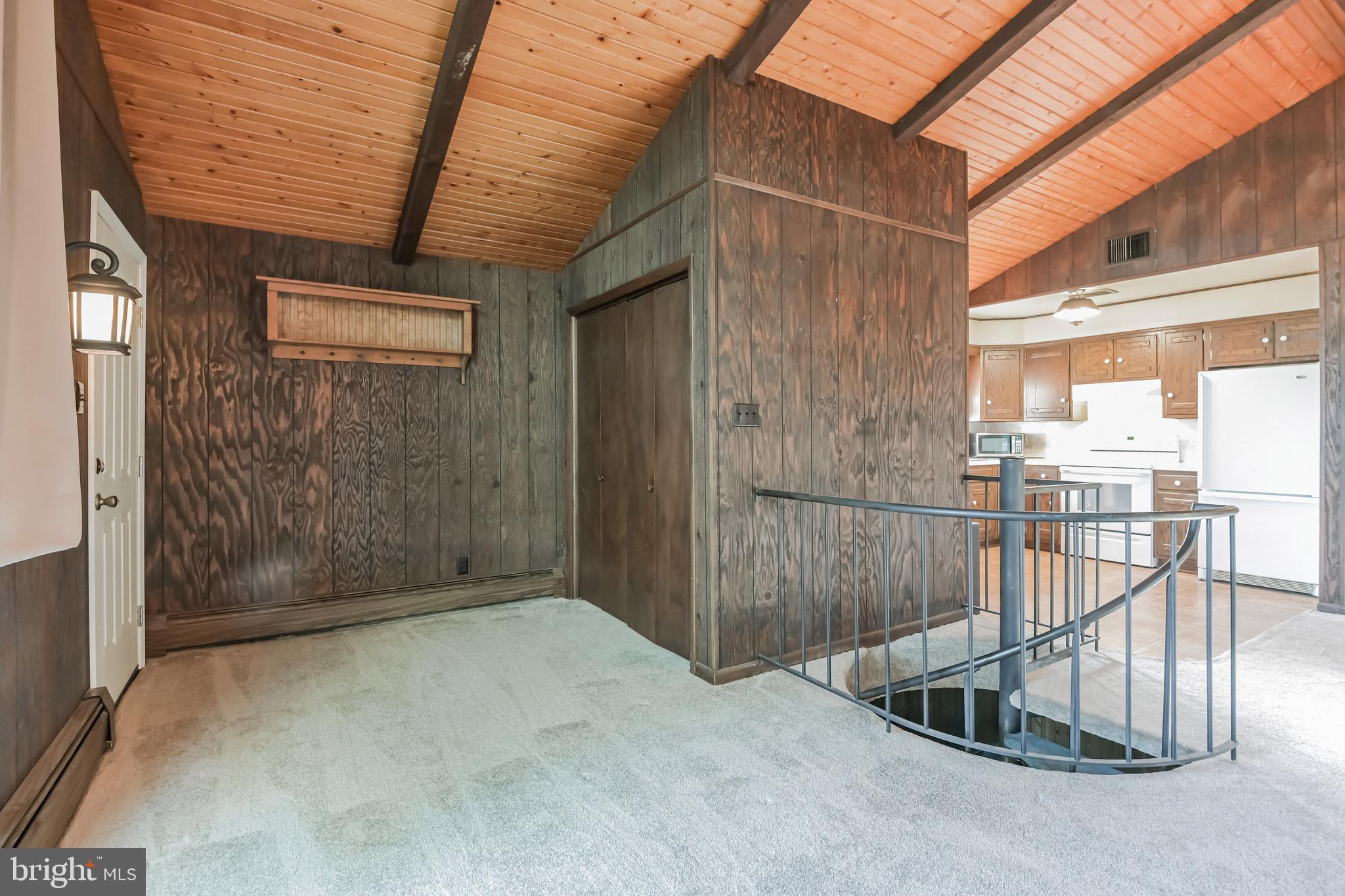 COOL HOLLOW ESTATES - Residential