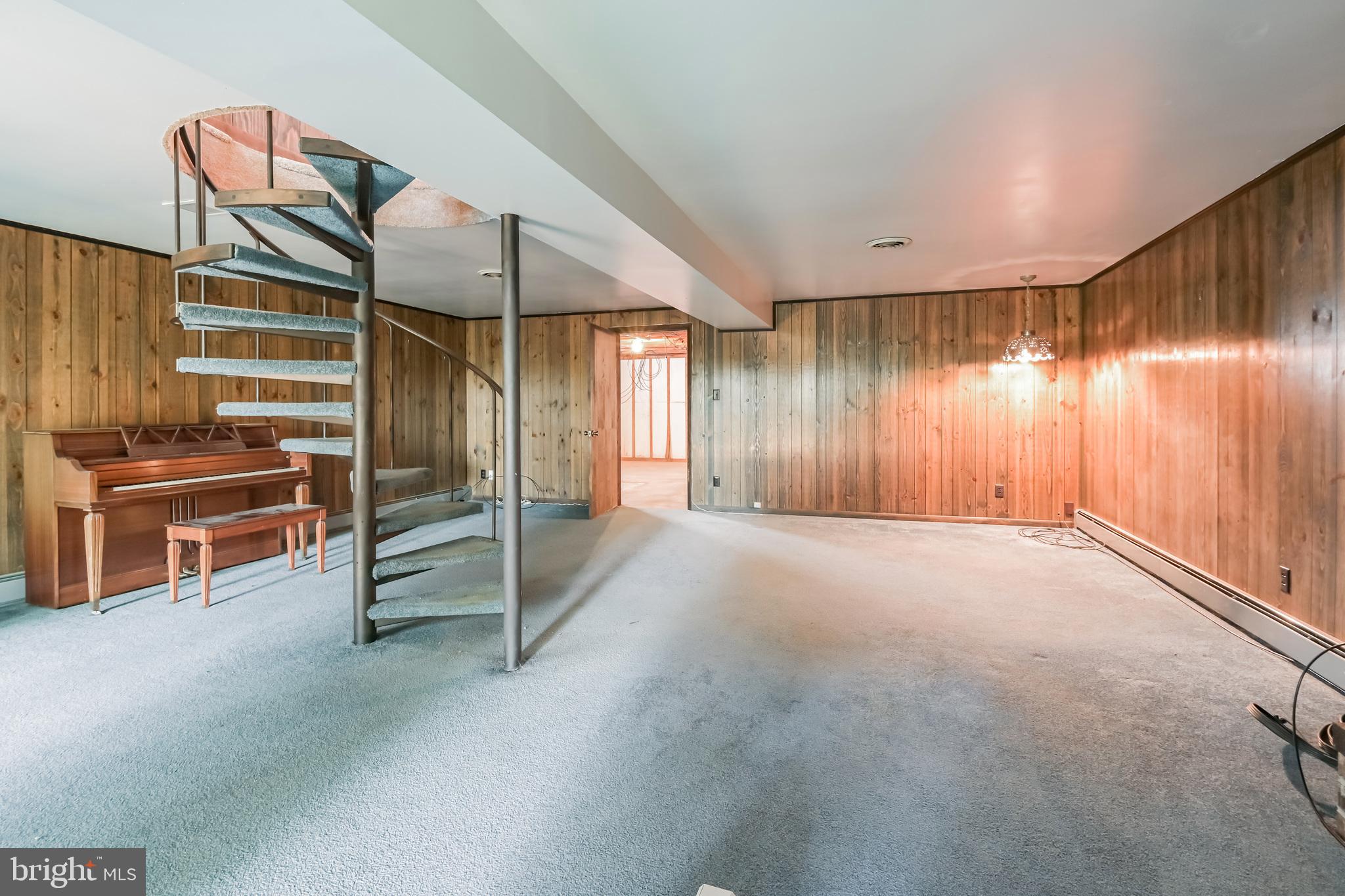 COOL HOLLOW ESTATES - Residential