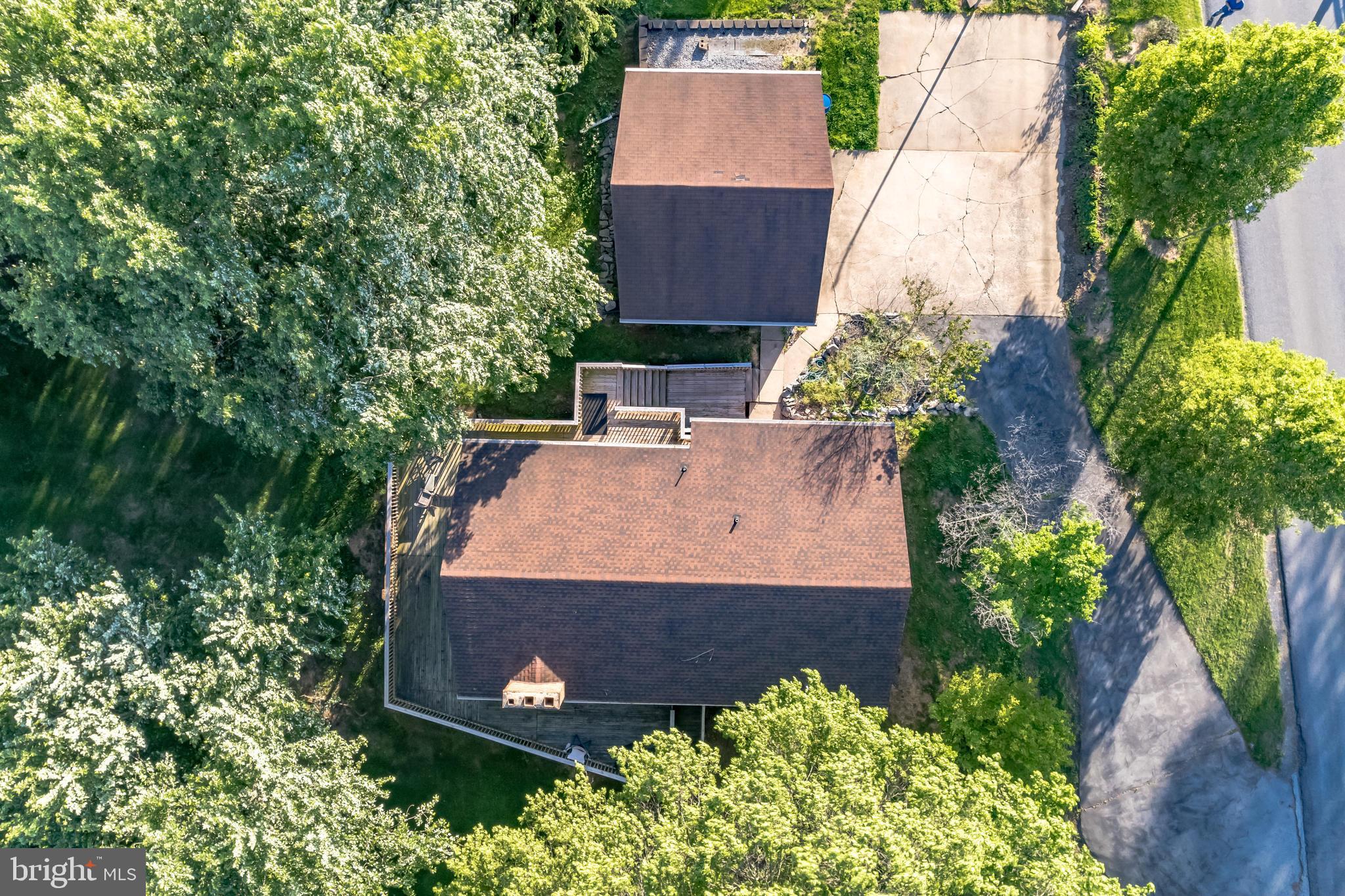 COOL HOLLOW ESTATES - Residential