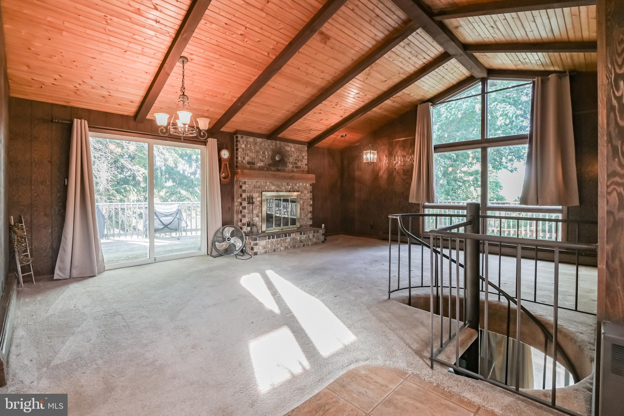 COOL HOLLOW ESTATES - Residential