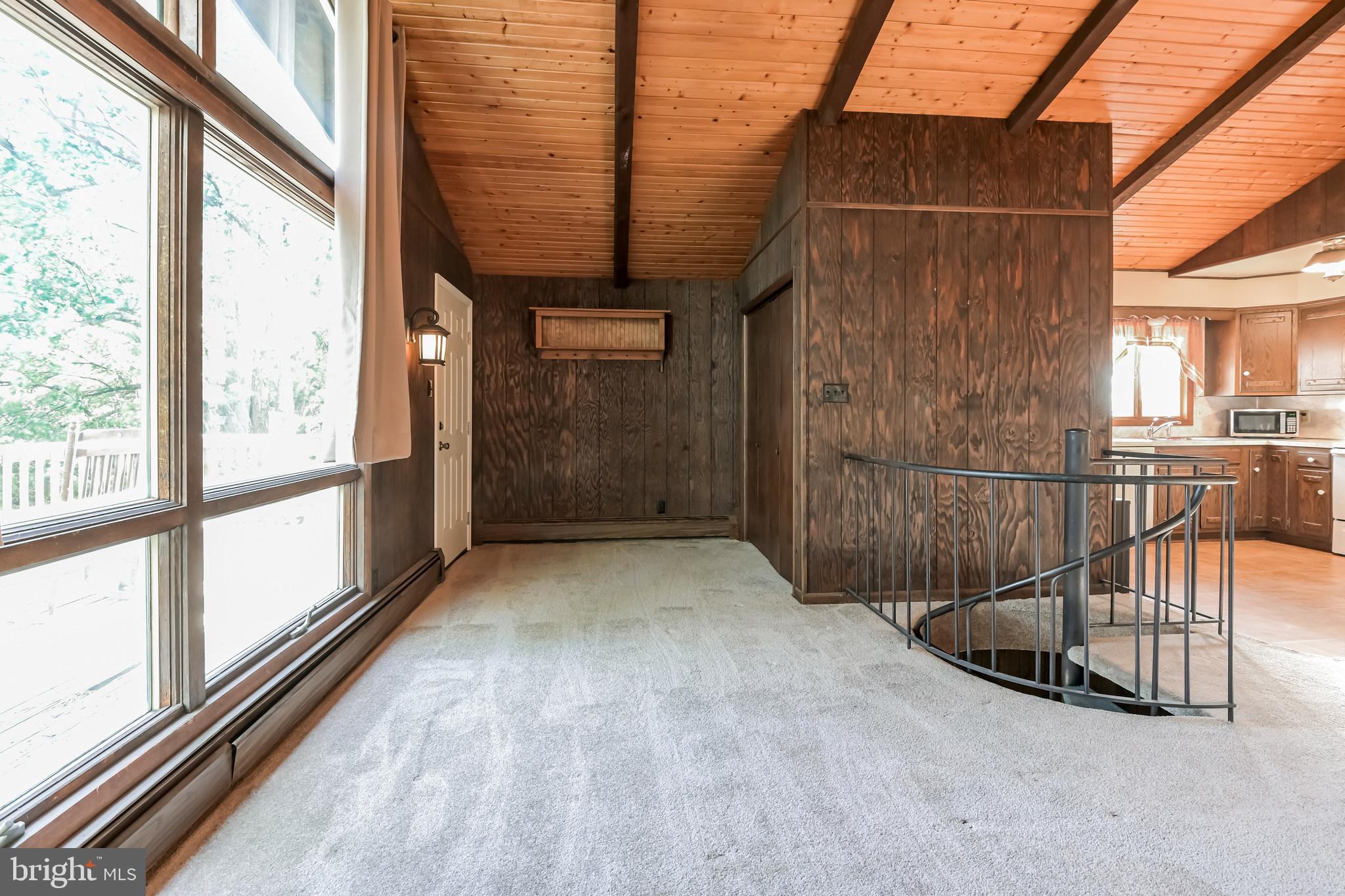 COOL HOLLOW ESTATES - Residential