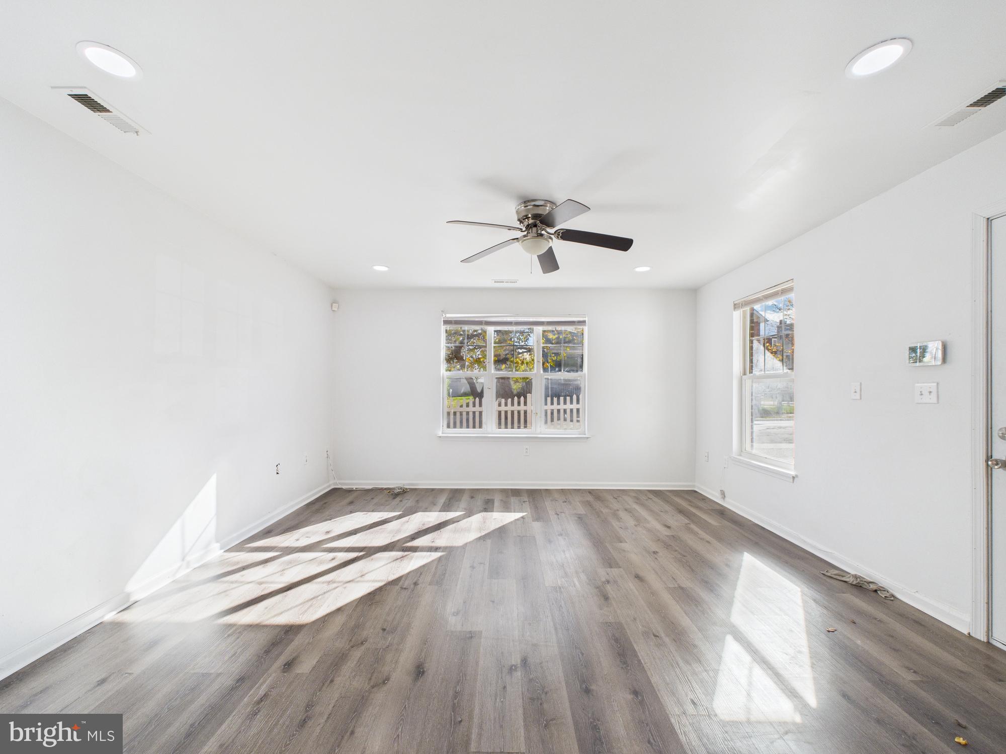 BELMONT - Residential Lease