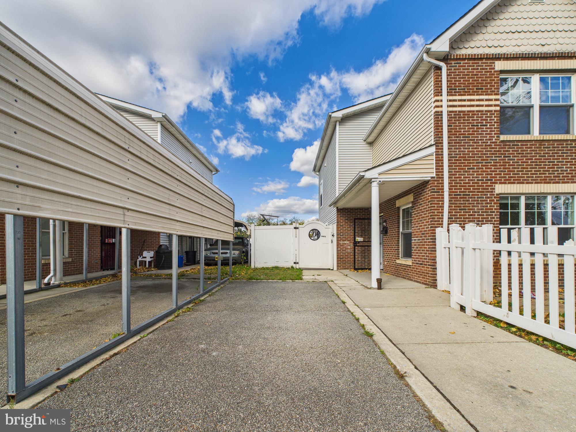 BELMONT - Residential Lease