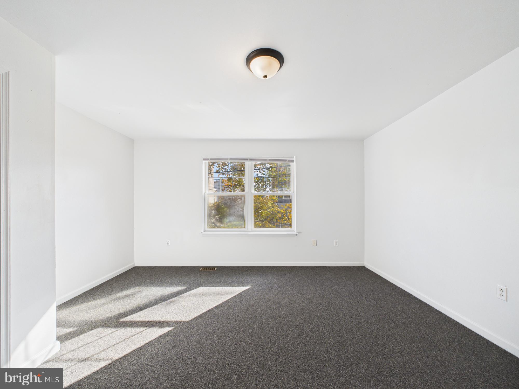 BELMONT - Residential Lease