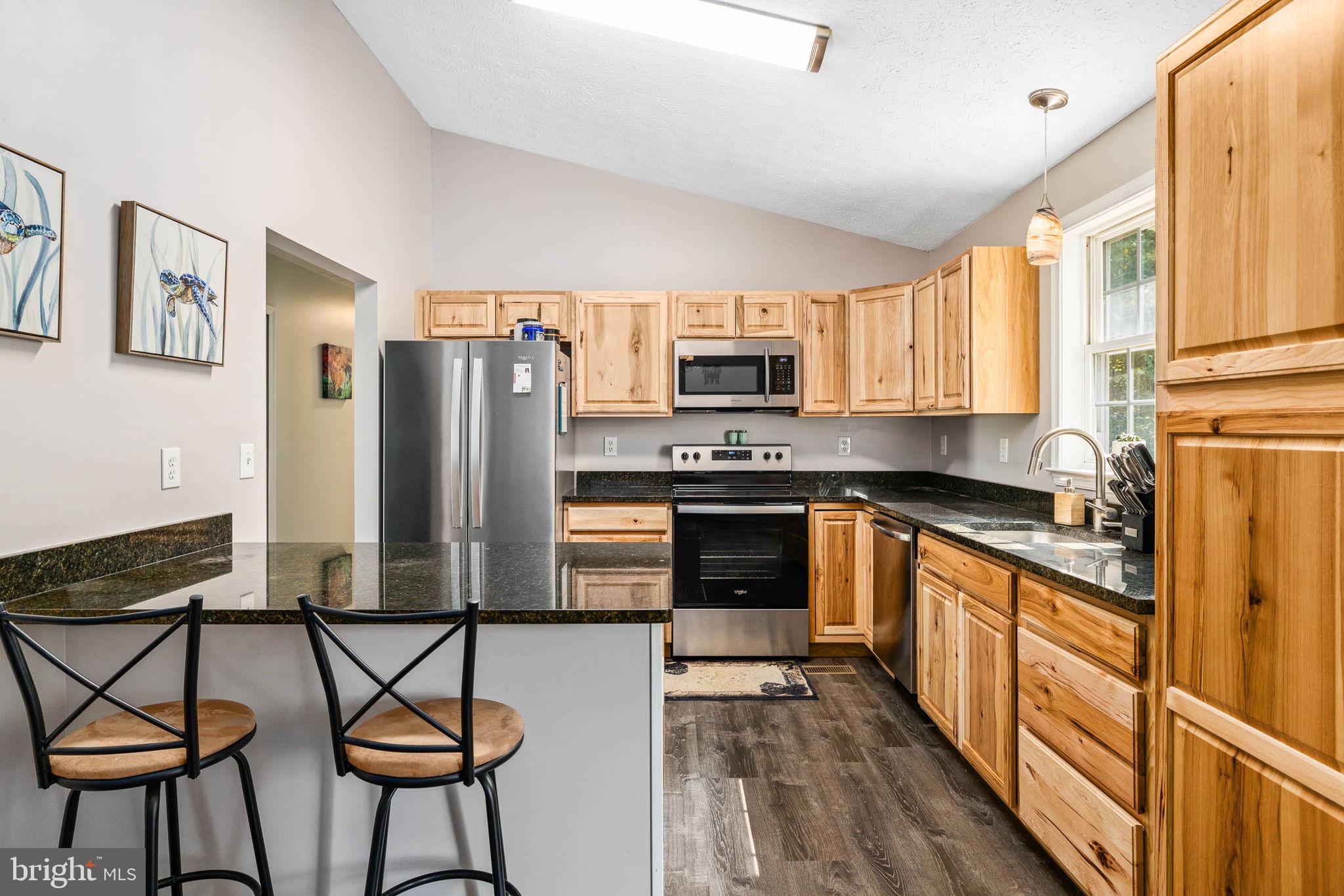 HAMILTONS CROSSING - Residential