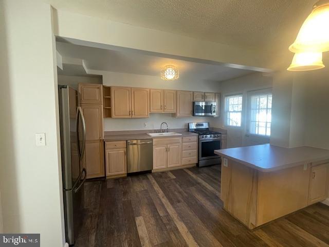 LEEANNE - Residential