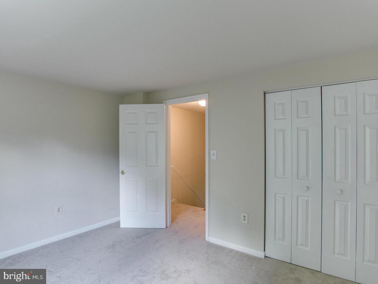 MILL CREEK SOUTH - Residential Lease