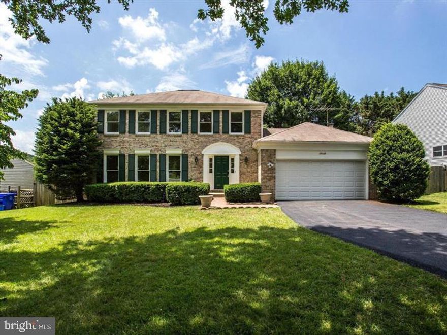 Beautifully built and maintained Brick Front Colonial has Open Floor Plan with Large Room sizes. 
Shows  Well. Well Maintained 3 Levels Colonials with 5 Bedrooms and 3.5 Bathrooms.  Family Room with Fireplace, attached with Lovely Sun Room. Basement has den, Recreation Room, Full Bath, and Entrance to Fenced Backyard. Minutes to ICC, I-270, I-370 and Metro. Leather sofa set is in the living room for tenants use. Garage with garden tools left for tenants.