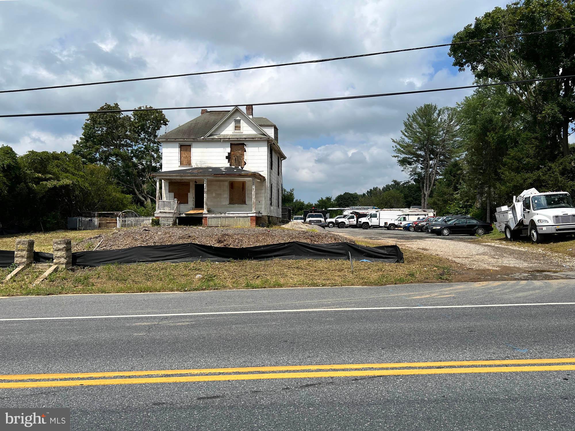 REISTERSTOWN - Commercial Sale