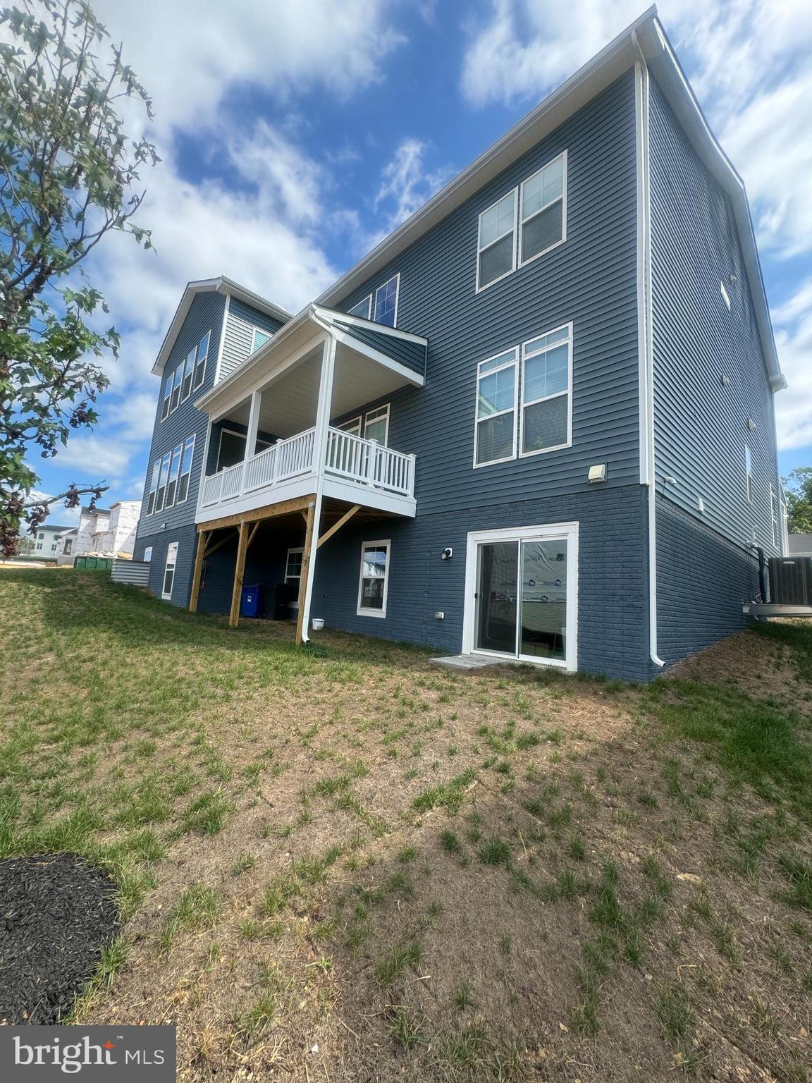 FAIRWAY ESTATES - Residential Lease