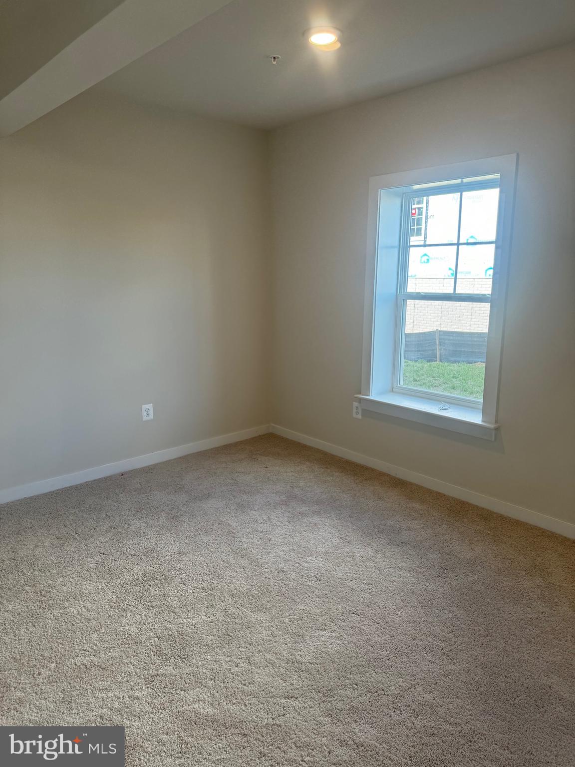 FAIRWAY ESTATES - Residential Lease