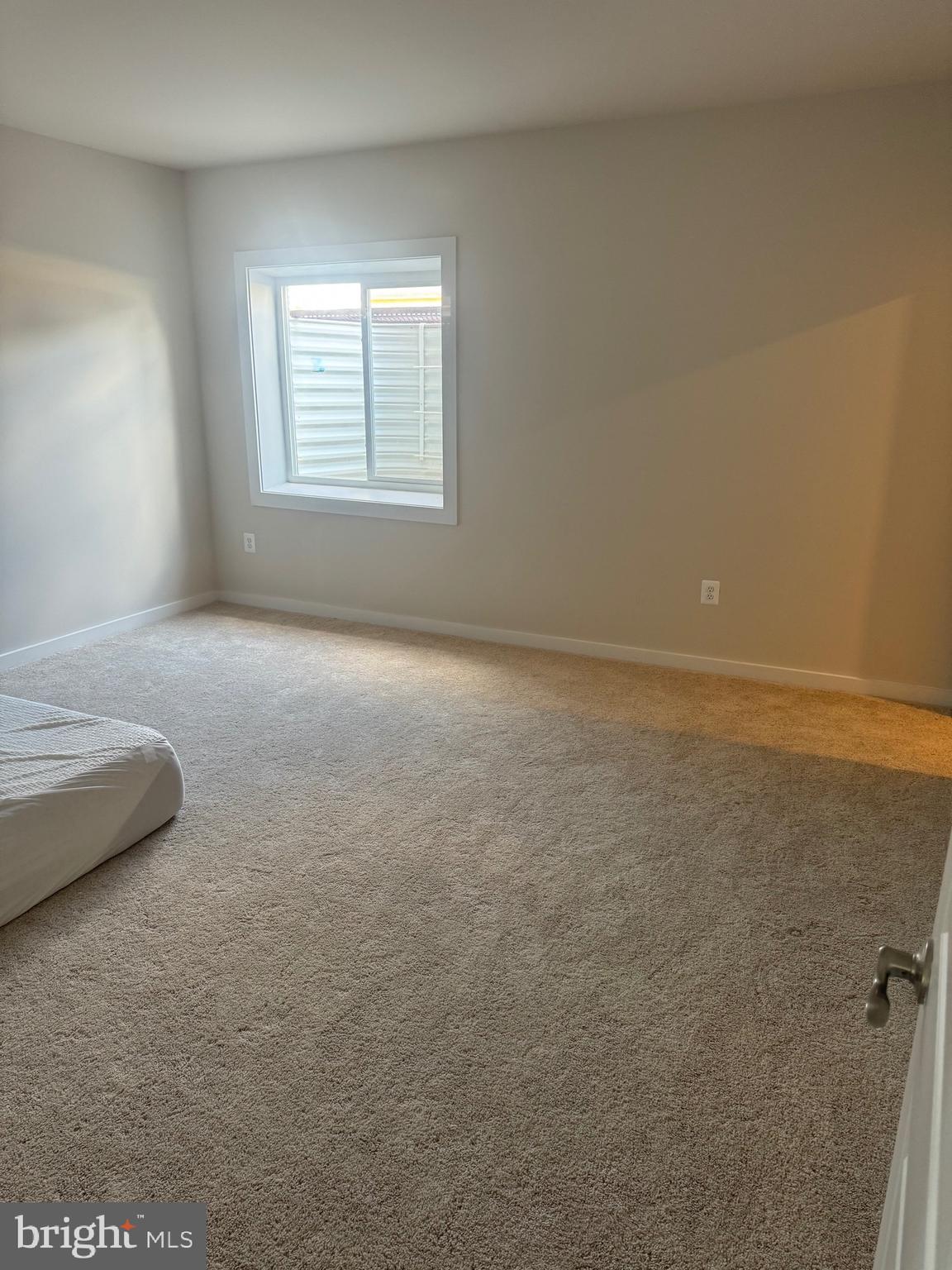 FAIRWAY ESTATES - Residential Lease