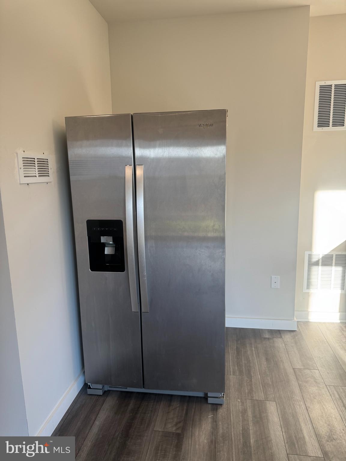 FAIRWAY ESTATES - Residential Lease