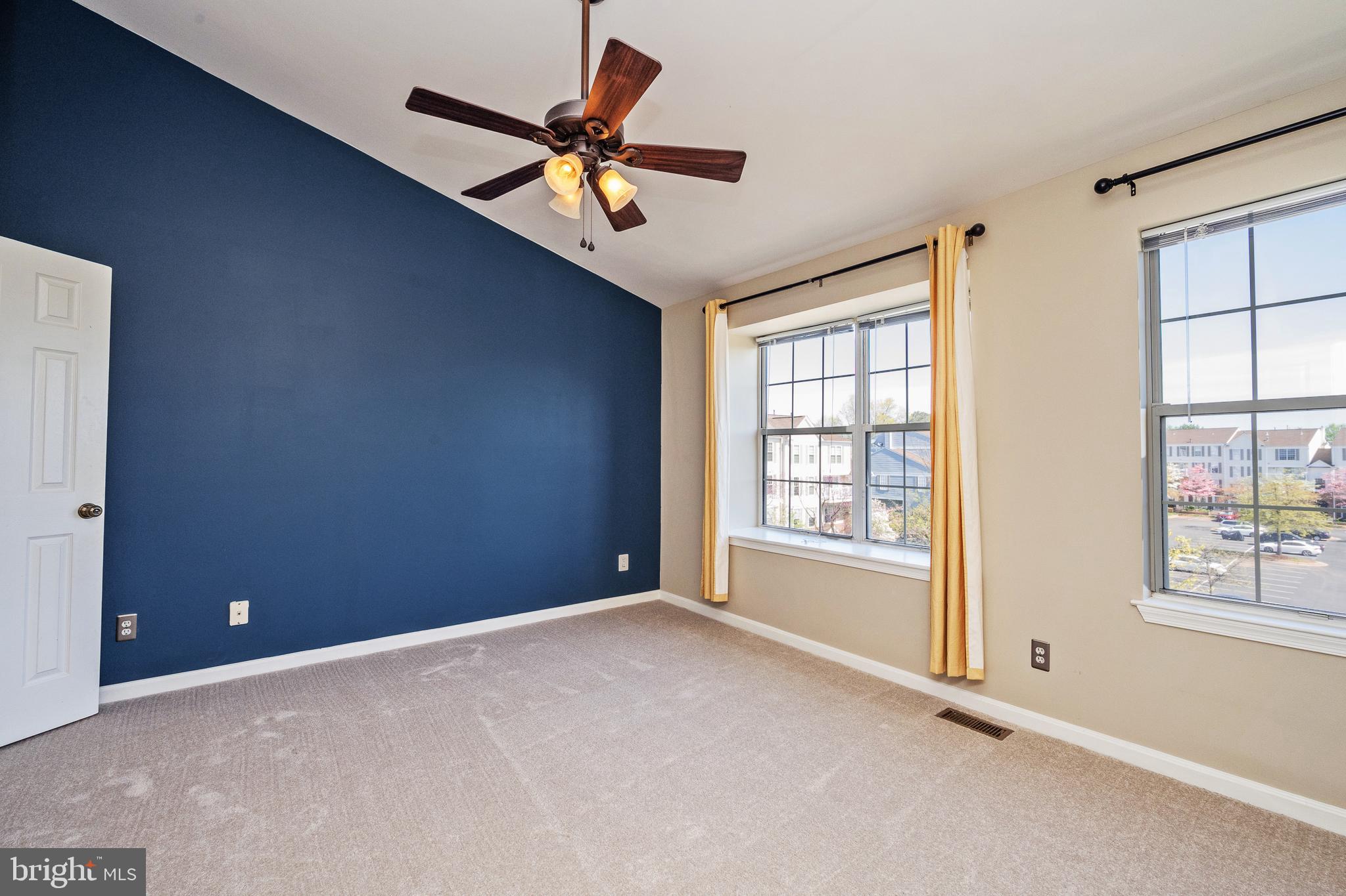 CHATHAM GREEN CONDOMINIUM - Residential