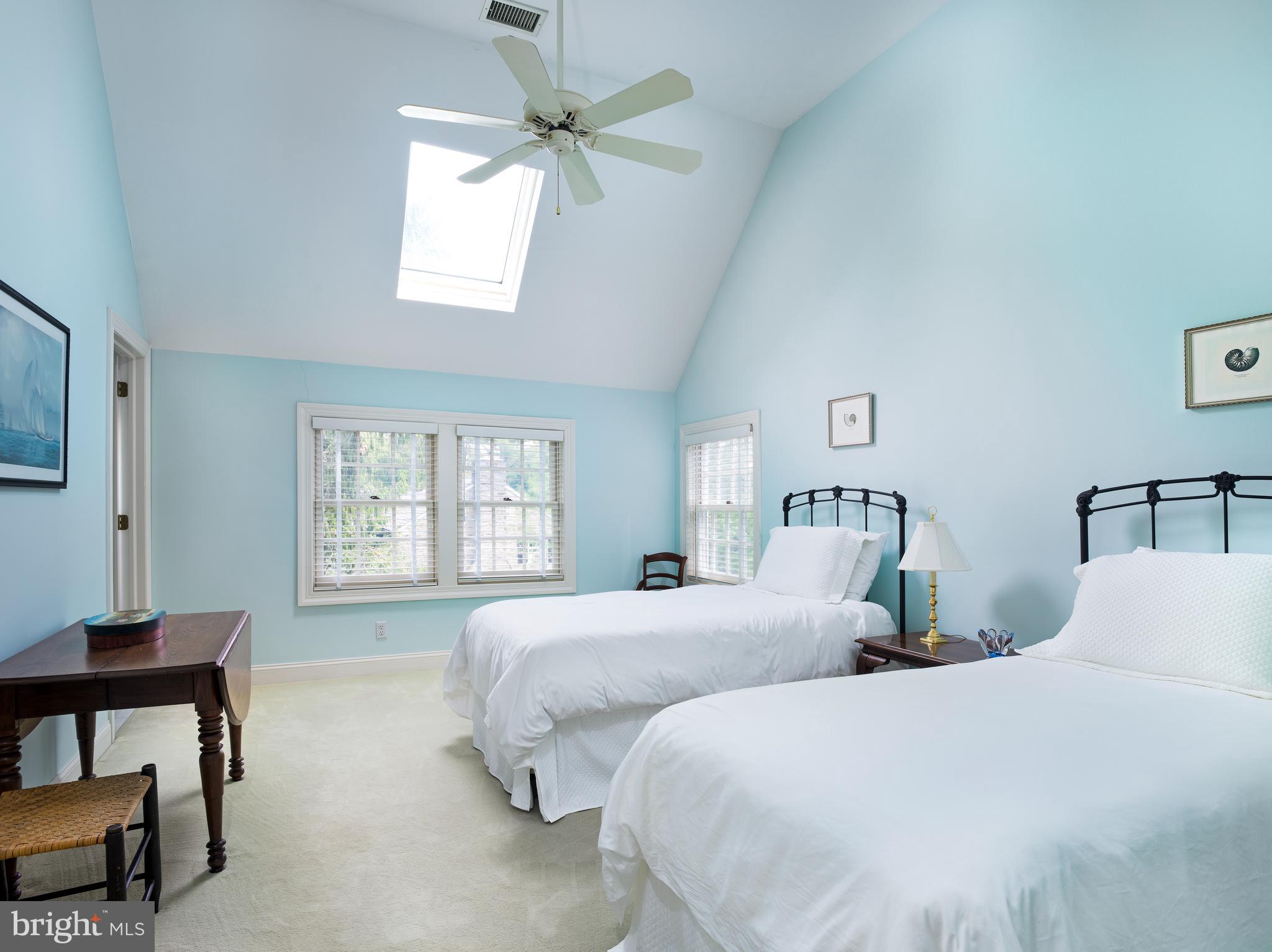 BRYN MAWR - Residential