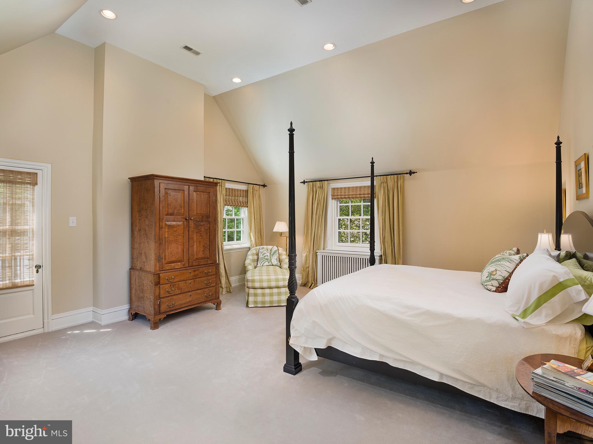 BRYN MAWR - Residential