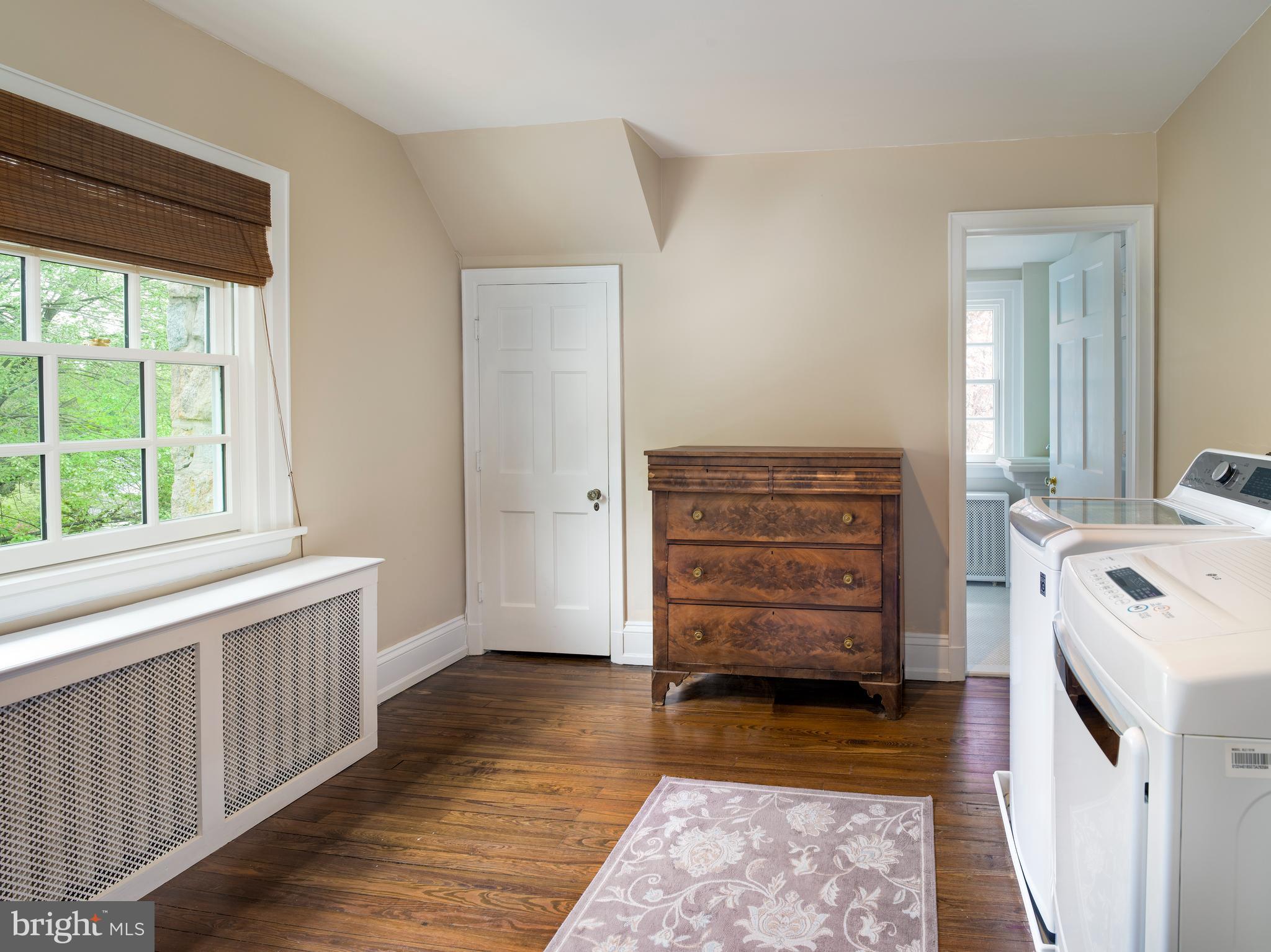 BRYN MAWR - Residential