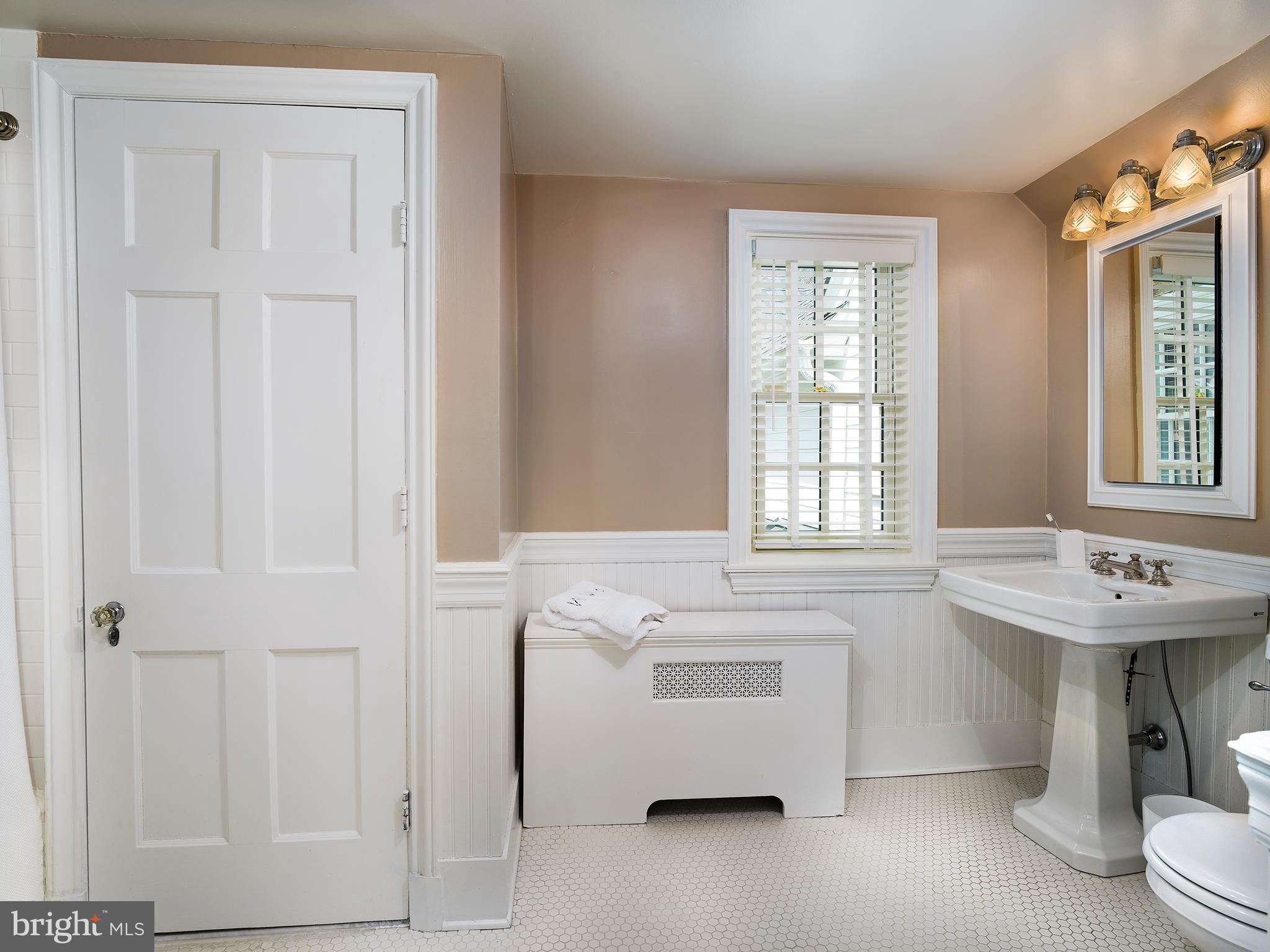 BRYN MAWR - Residential