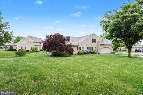 Tiny photo for 749 Heather Ridge, MANHEIM, PA 17545 (MLS # PALA2088668)