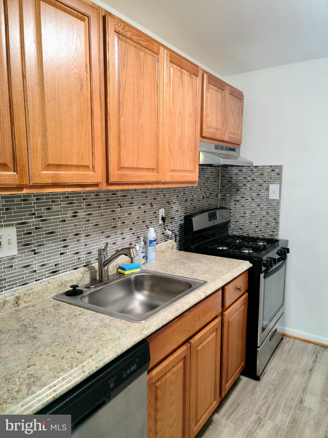 HOLLY HILL CONDOMINIUMS - Residential