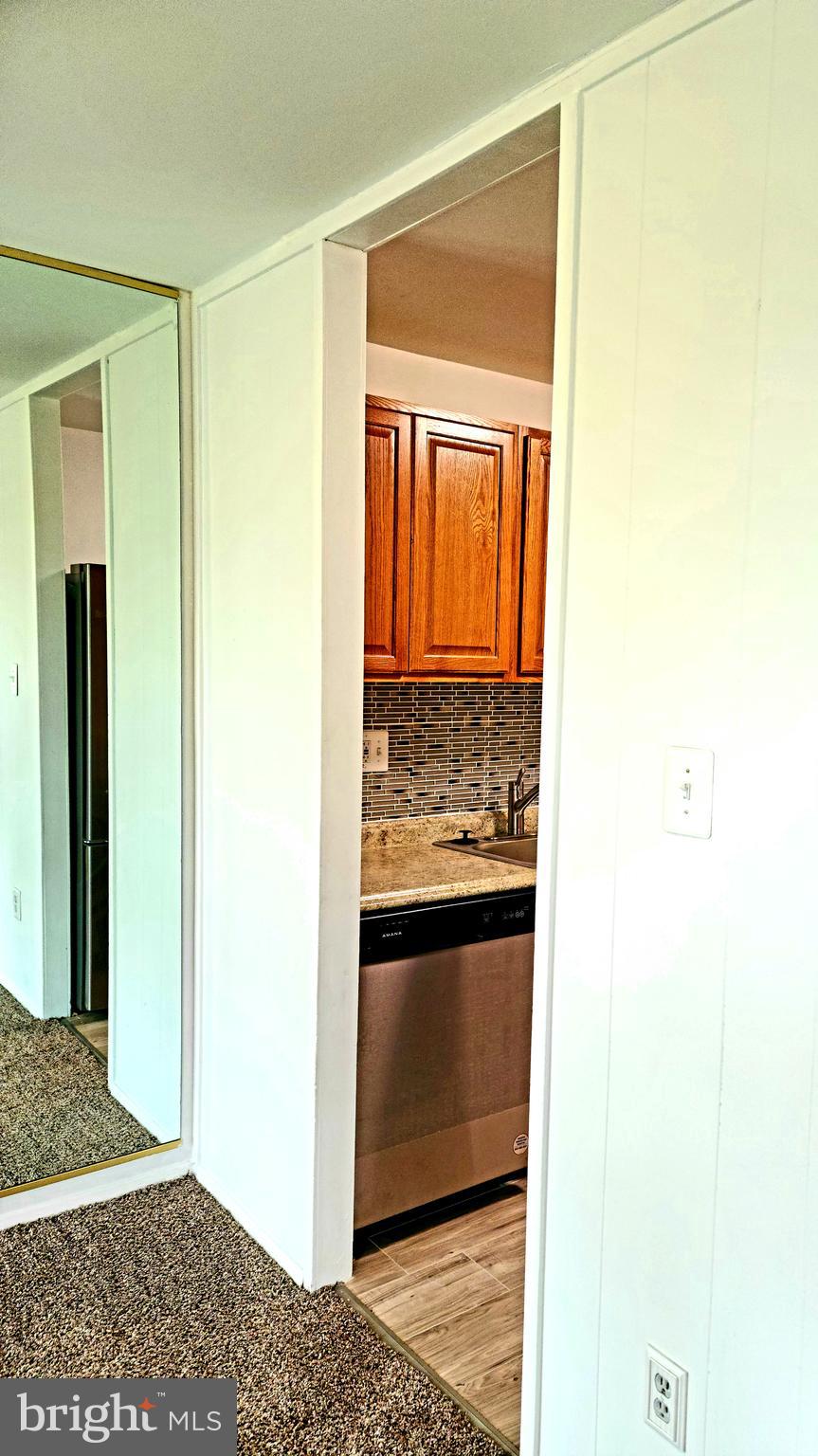 HOLLY HILL CONDOMINIUMS - Residential