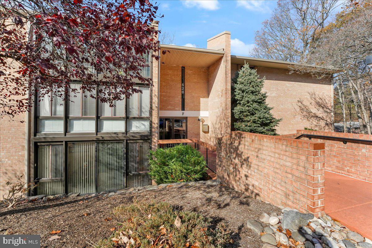 HICKORY HILL - Residential