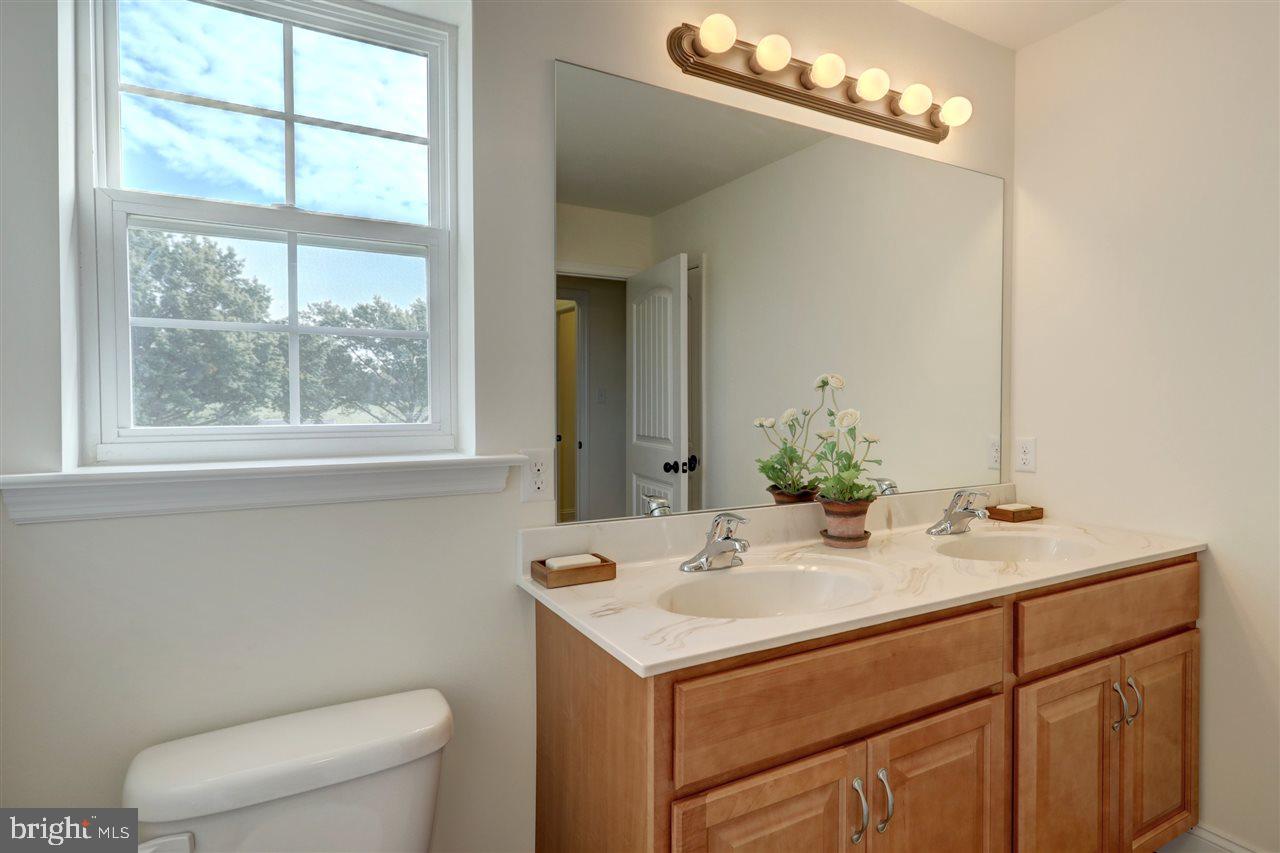 SHERWOOD FOREST - Residential