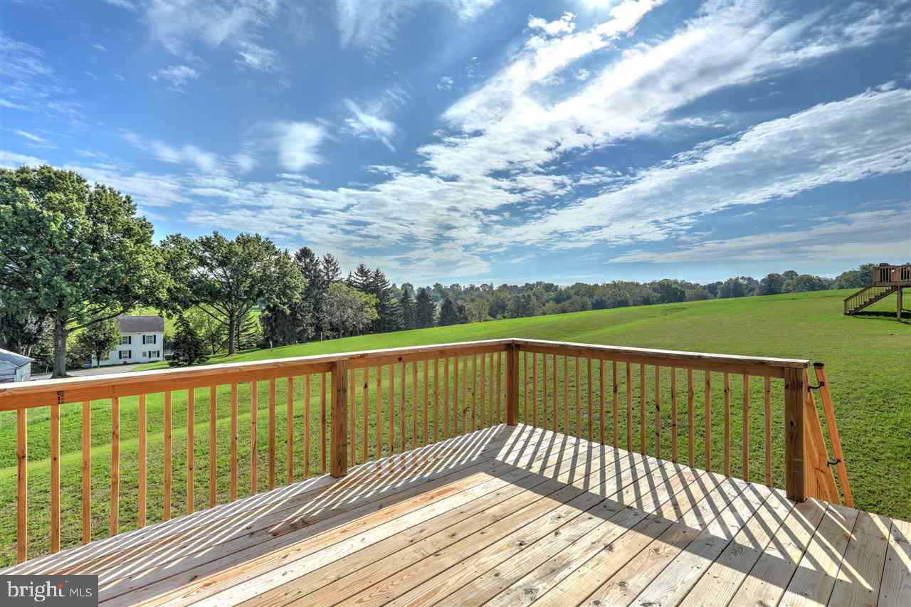 SHERWOOD FOREST - Residential
