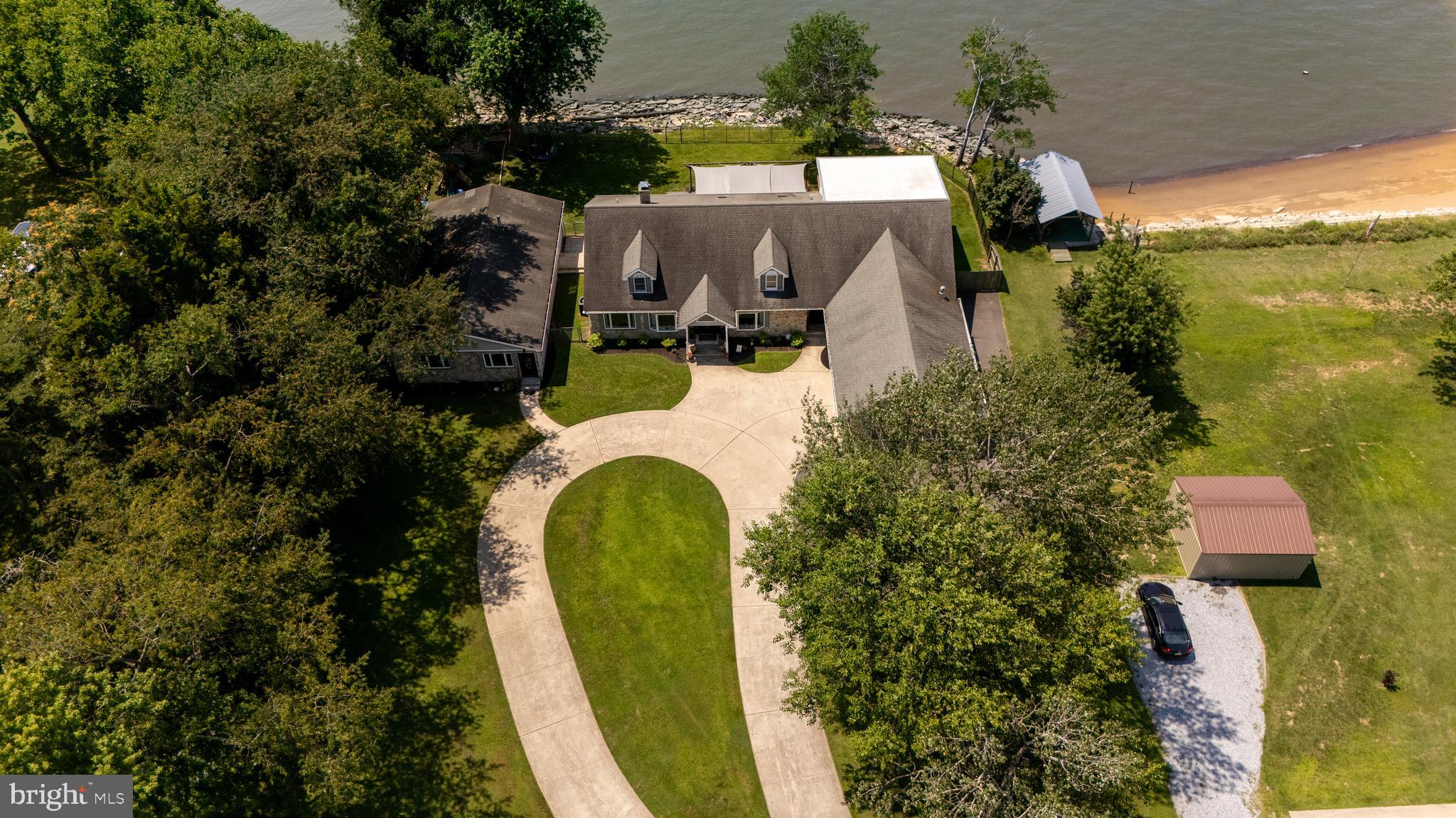 8 ISSAC DRIVE