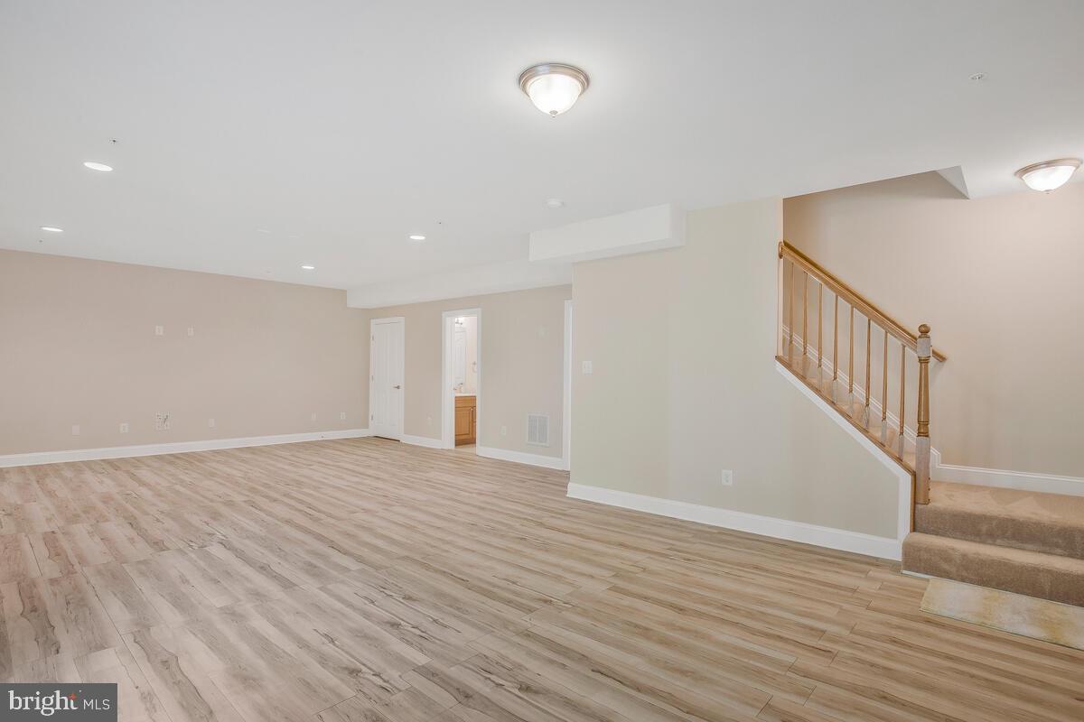 BROAD CREEK - Residential