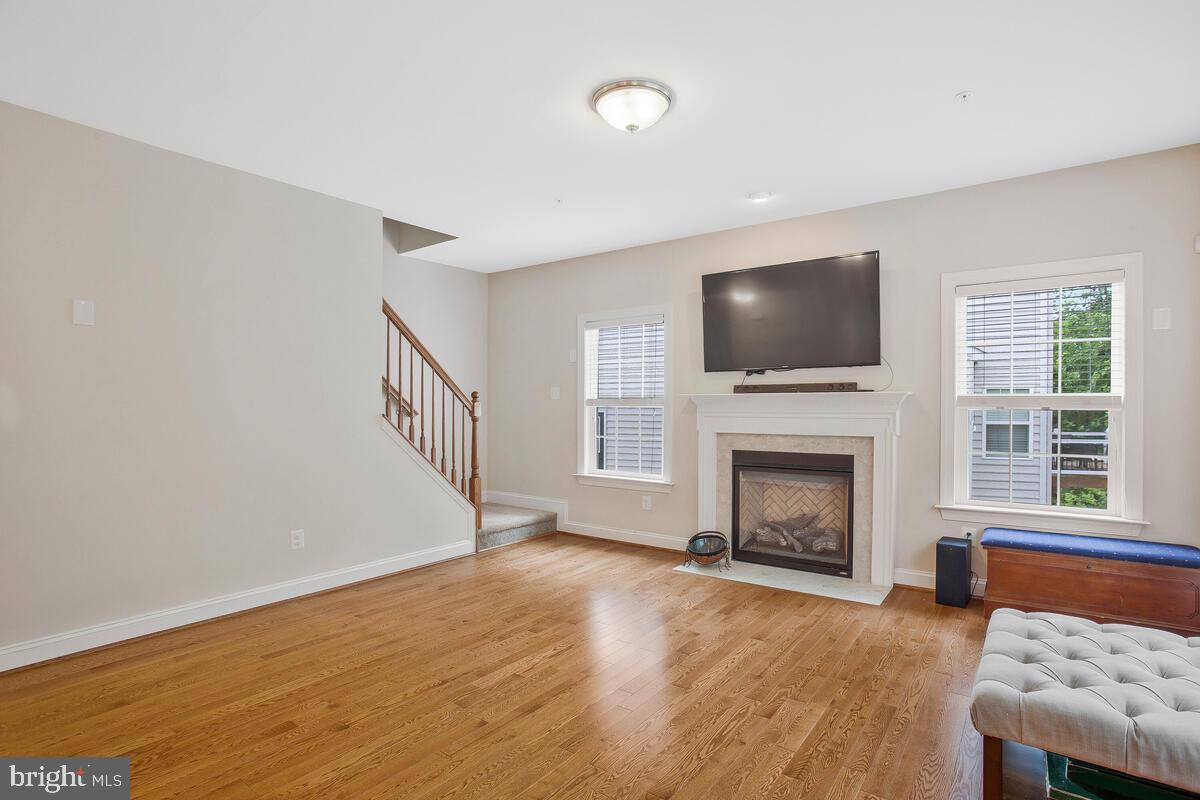 BROAD CREEK - Residential