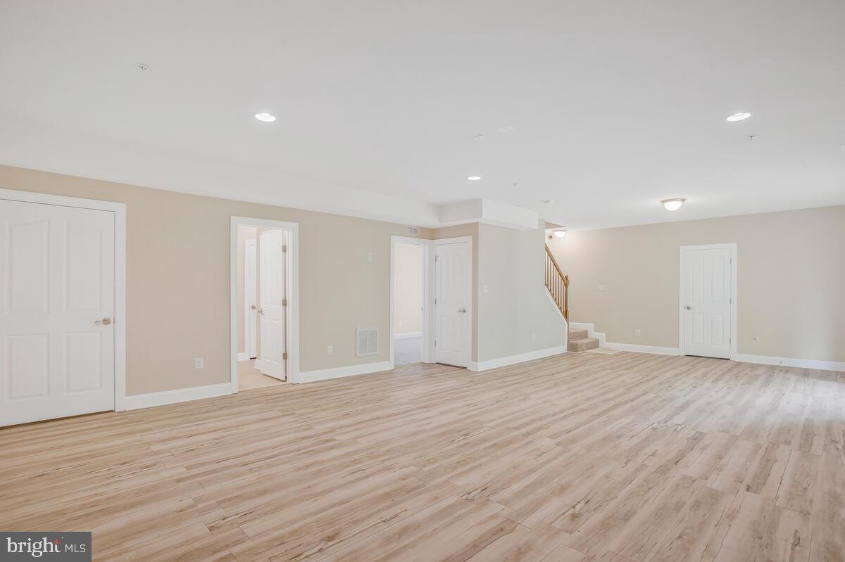 BROAD CREEK - Residential