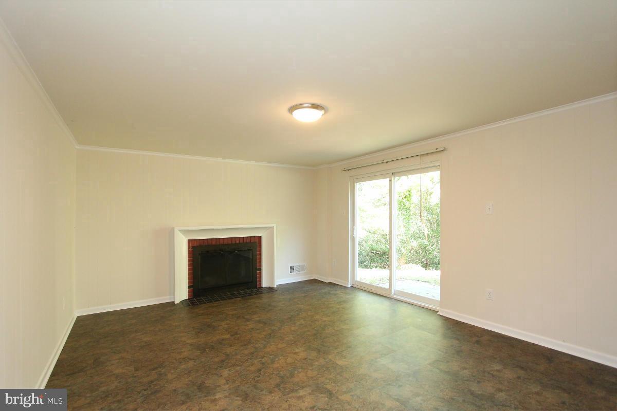 6915 WILSON LANE
