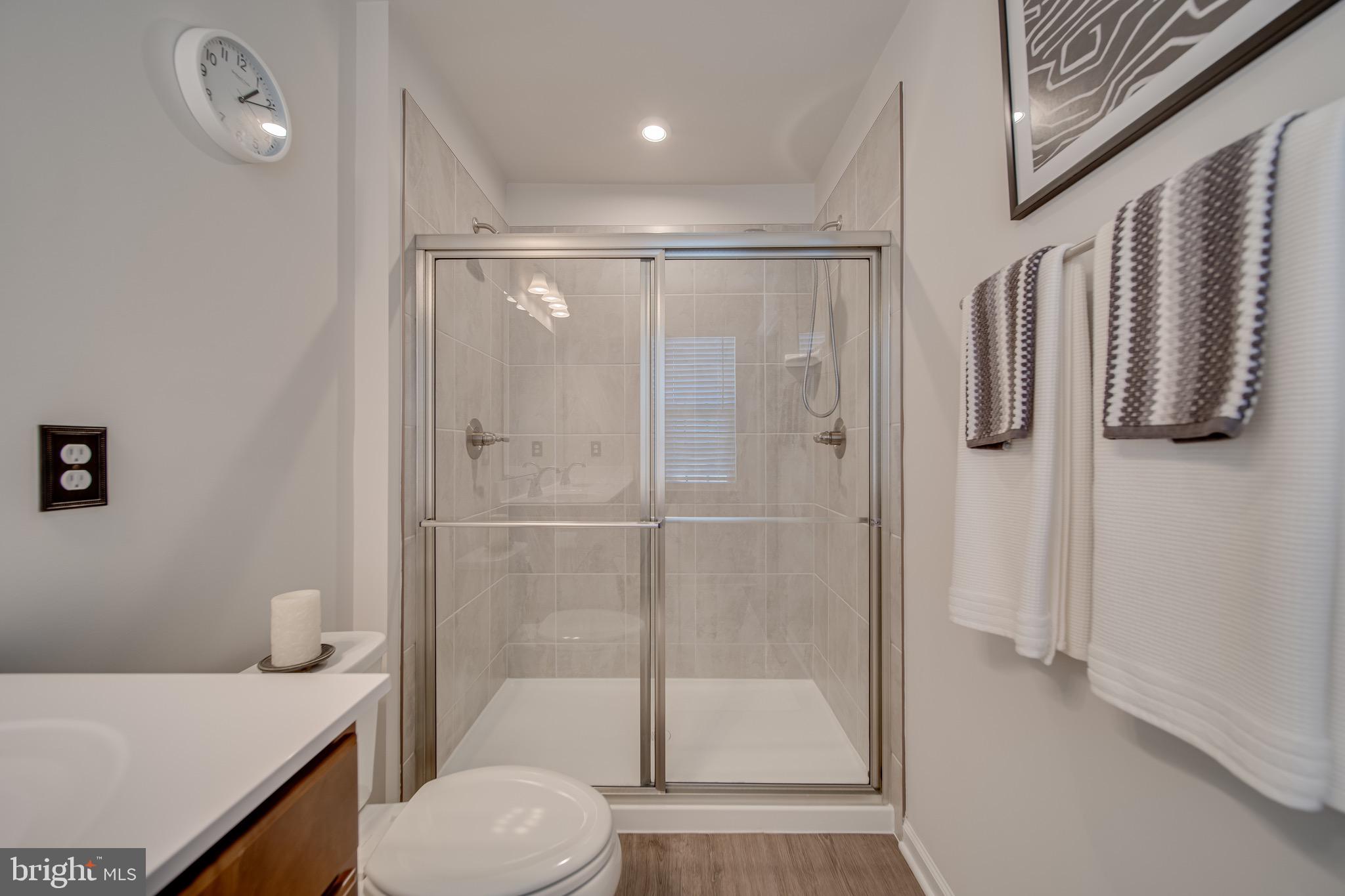 CARDINAL POINTE - Residential