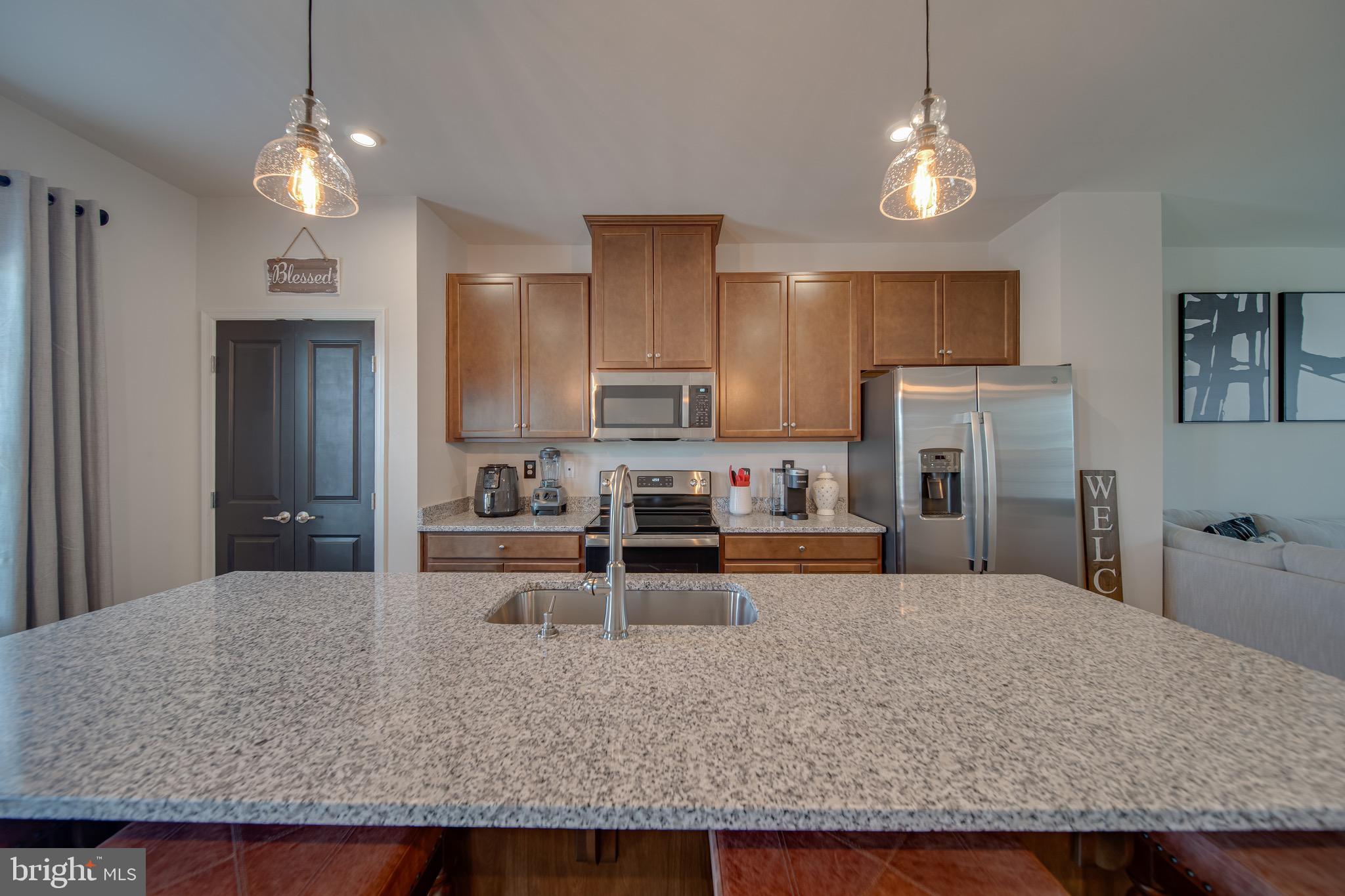 CARDINAL POINTE - Residential