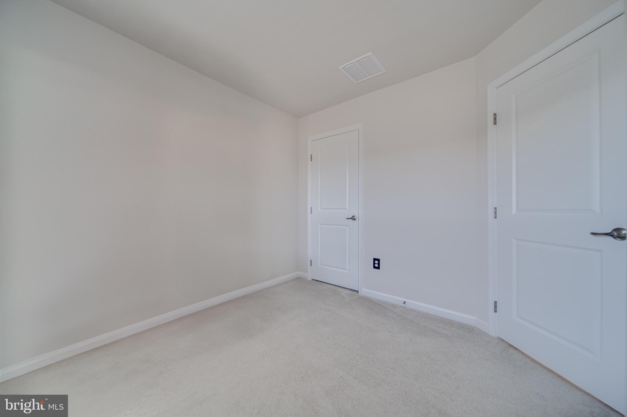 CARDINAL POINTE - Residential