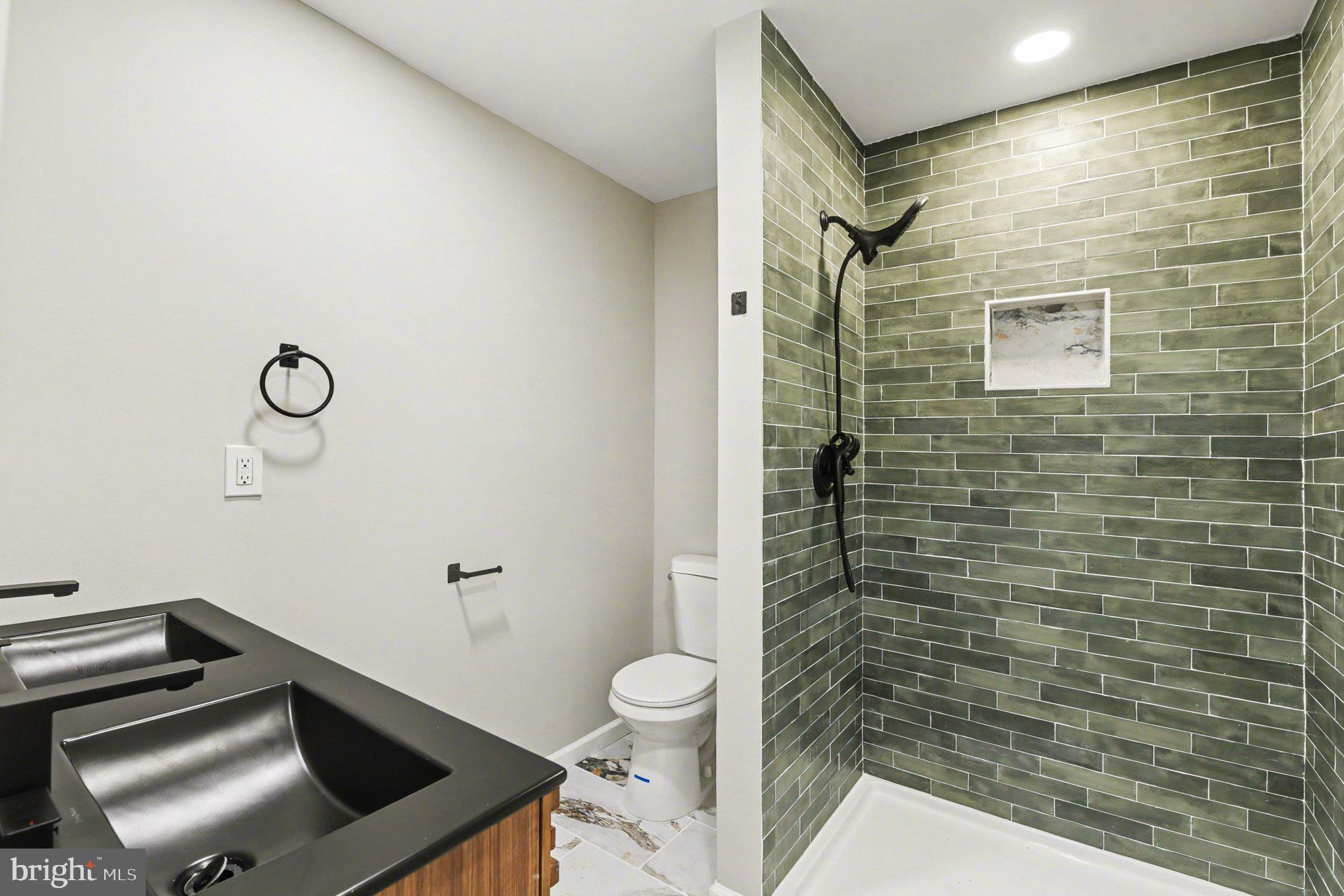 RIVA FARMS - Residential