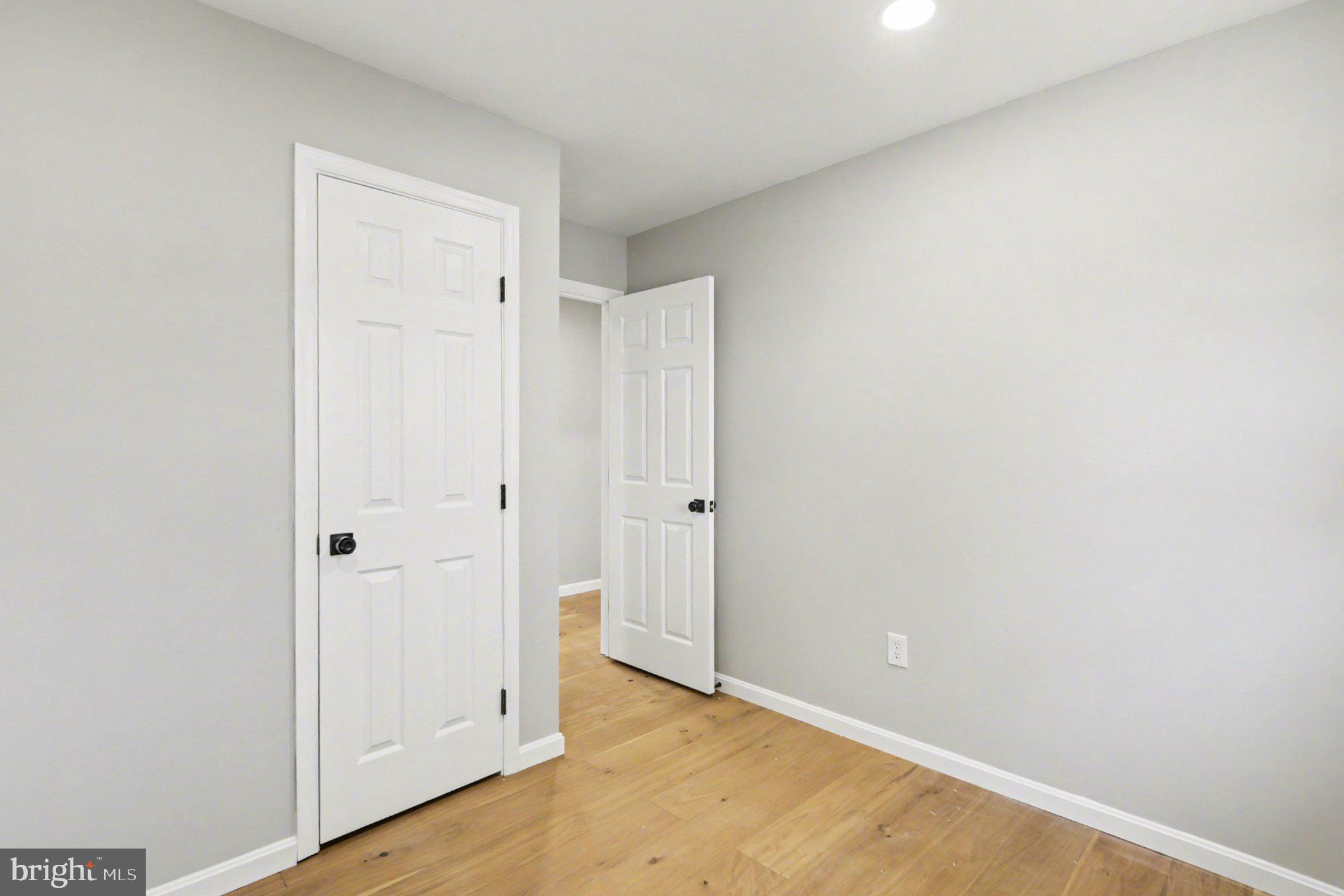 RIVA FARMS - Residential