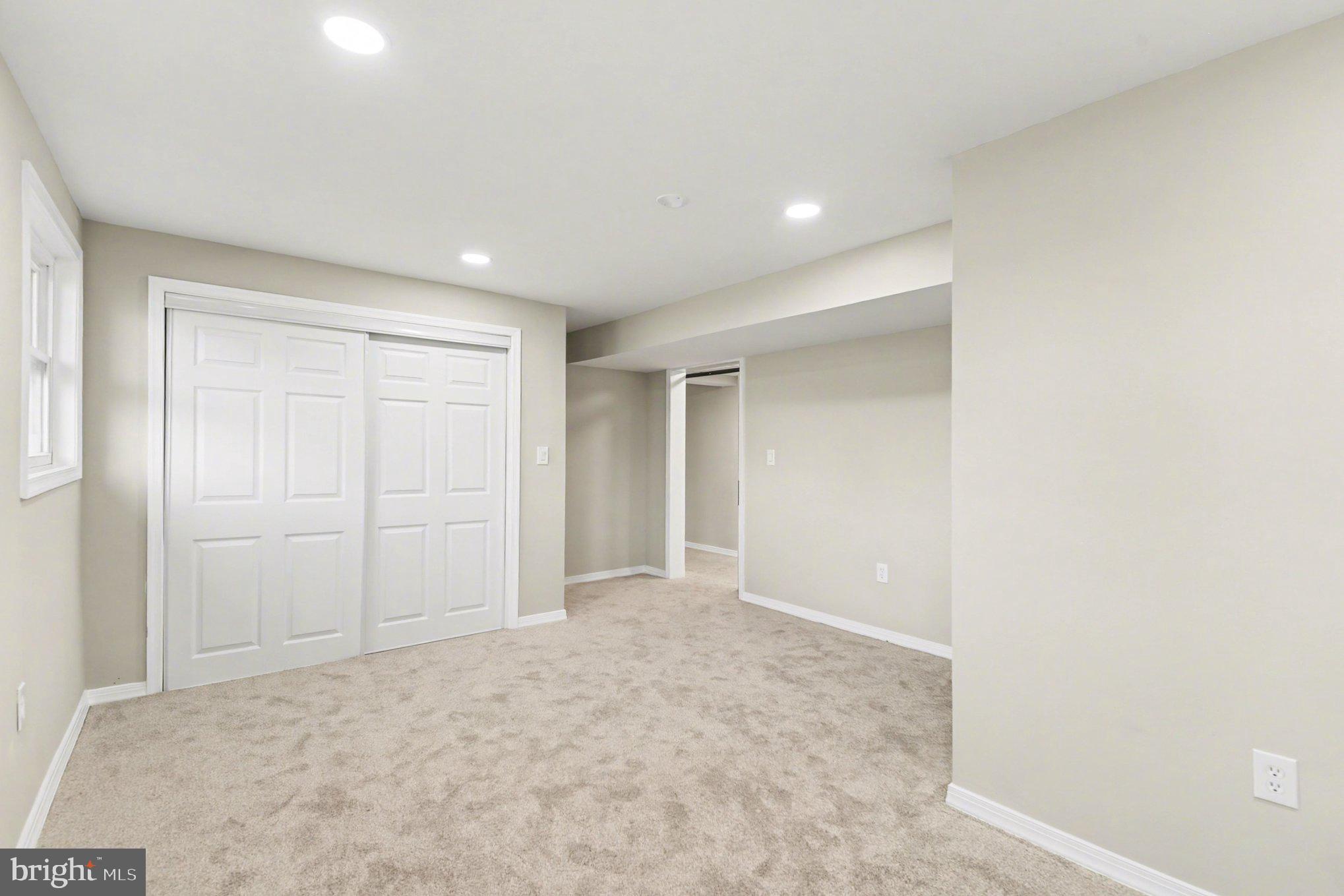 RIVA FARMS - Residential