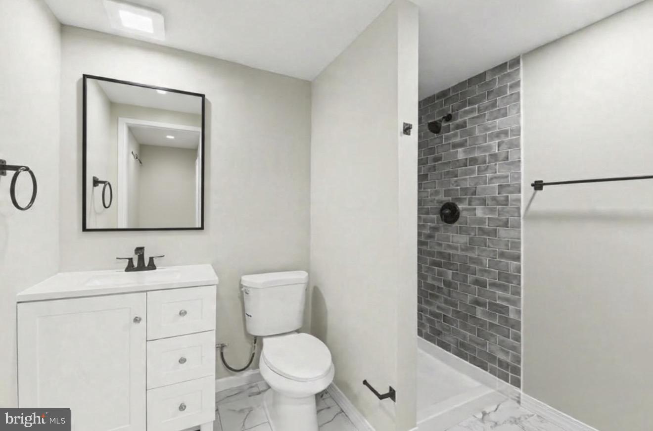 RIVA FARMS - Residential