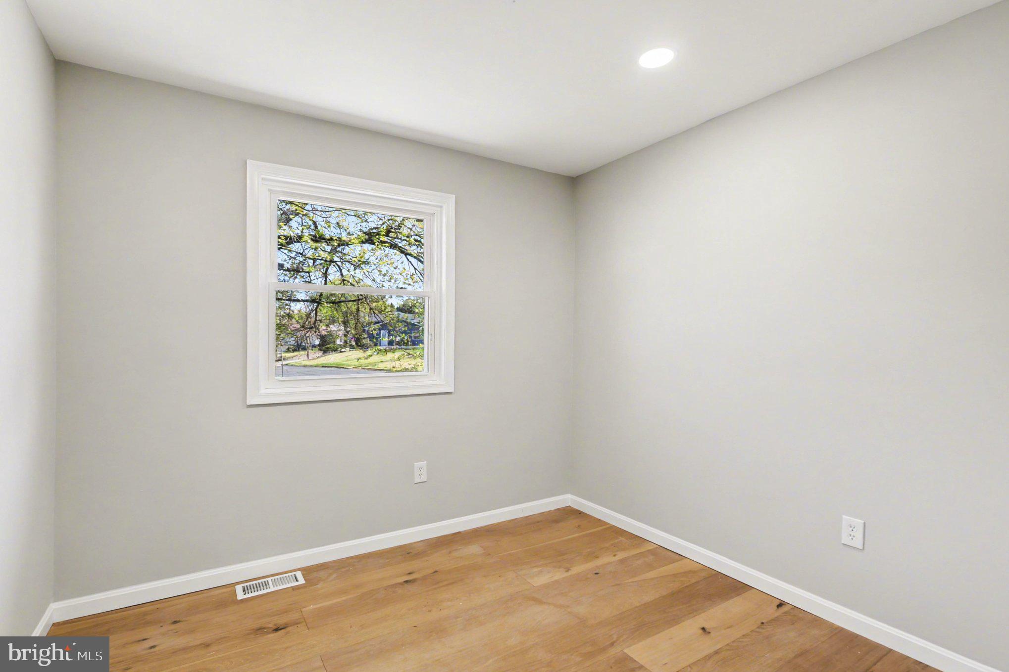 RIVA FARMS - Residential