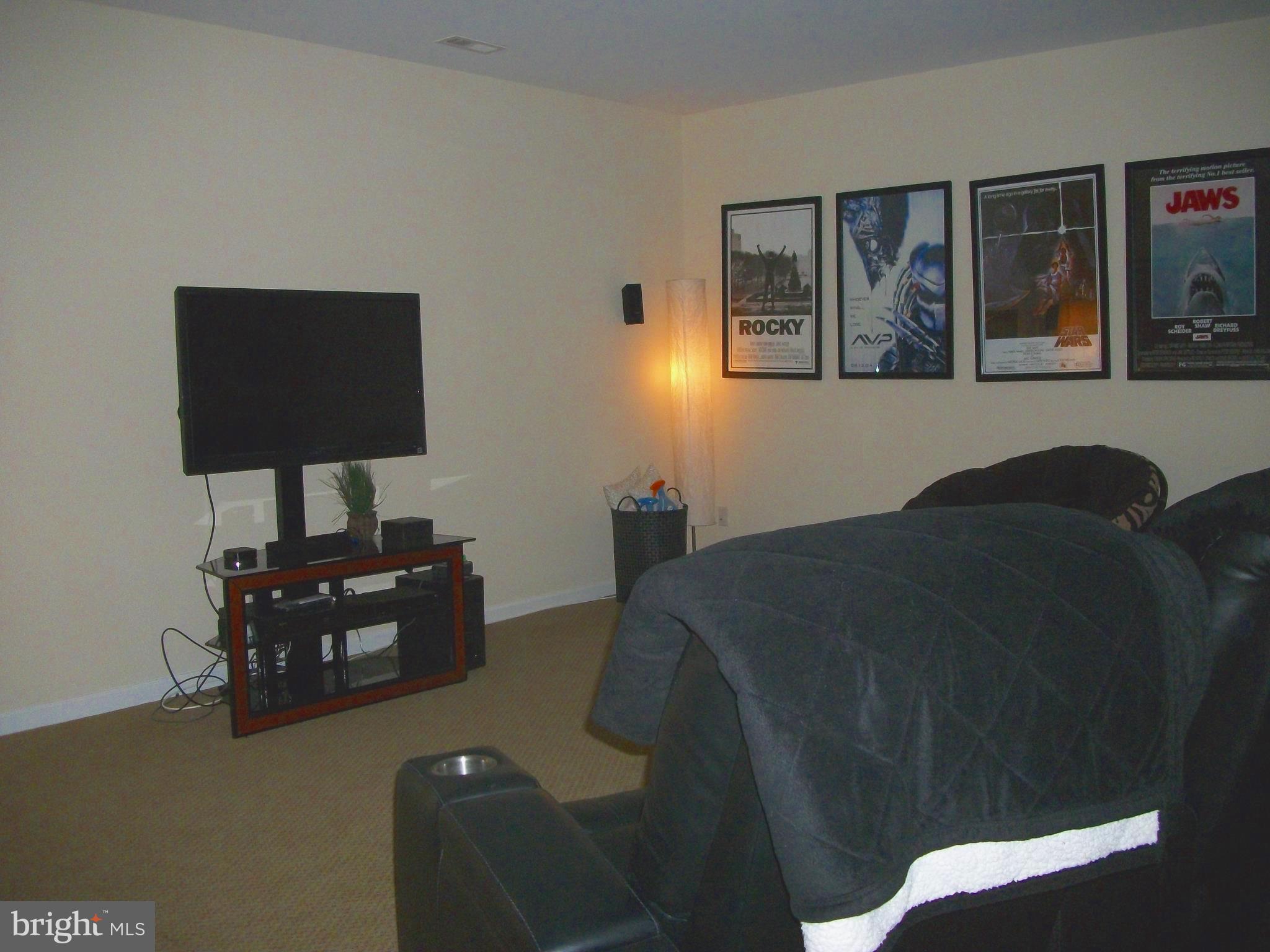 NEW BRISTOW VILLAGE - Residential