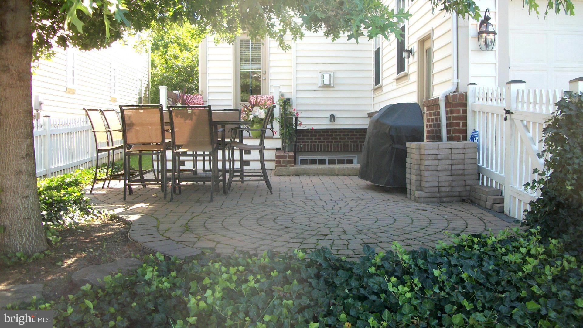 NEW BRISTOW VILLAGE - Residential