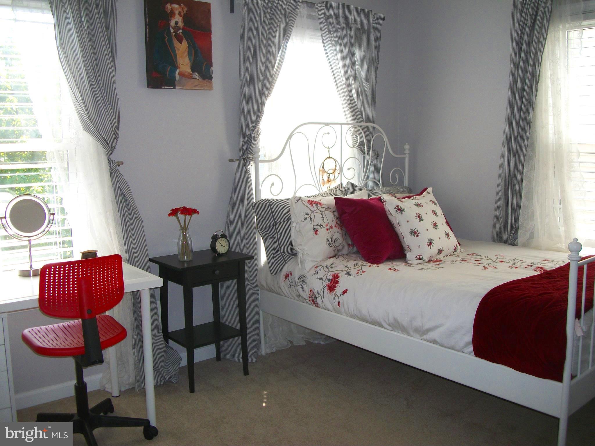 NEW BRISTOW VILLAGE - Residential