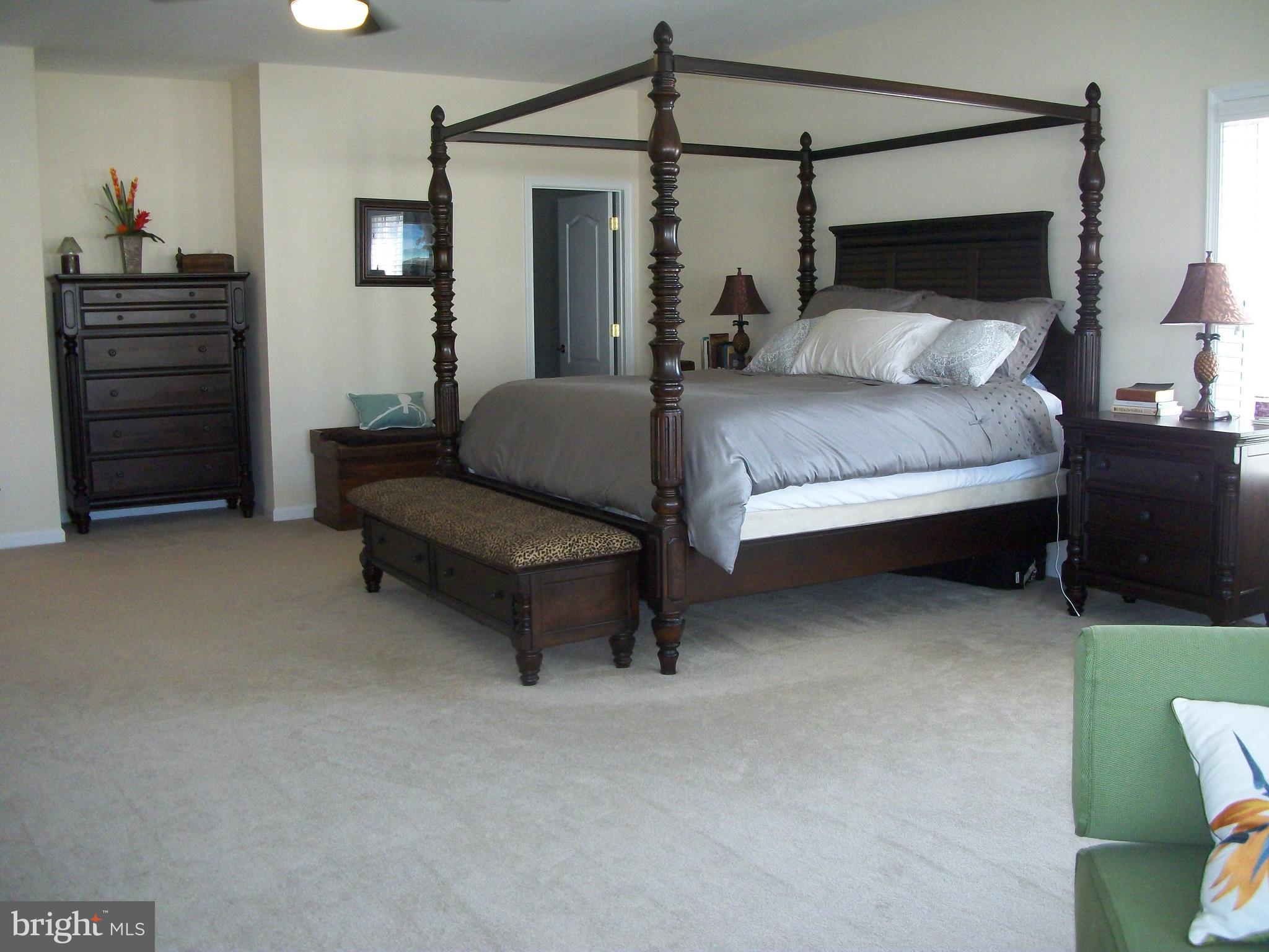 NEW BRISTOW VILLAGE - Residential