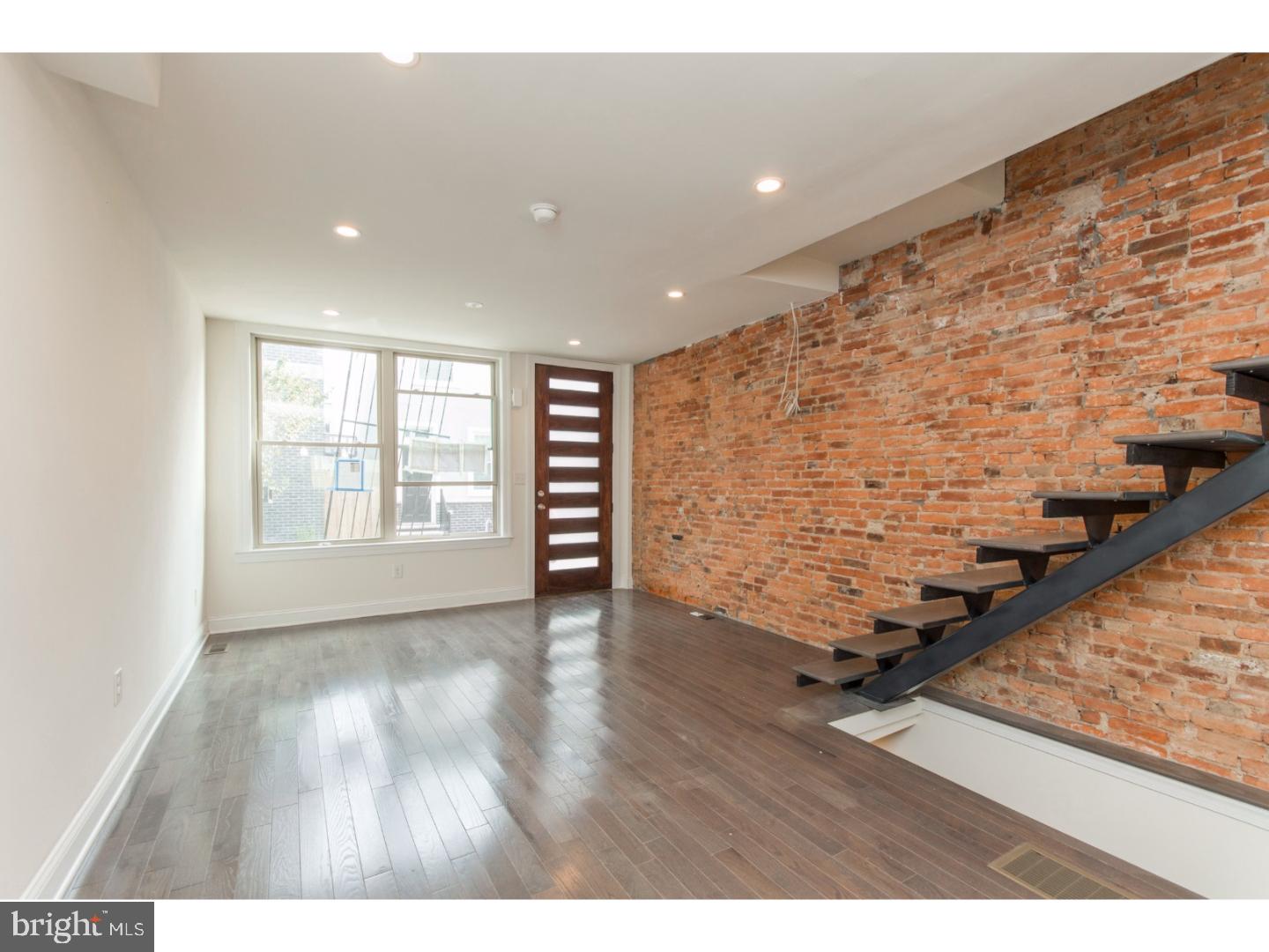 POINT BREEZE - Residential