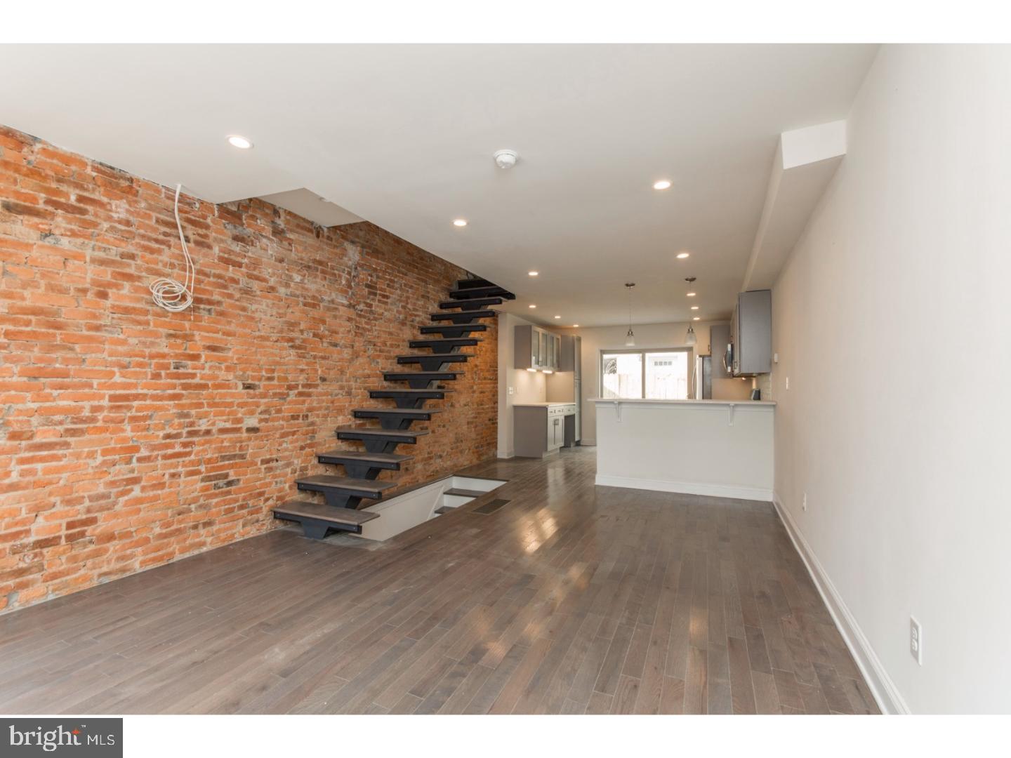 POINT BREEZE - Residential