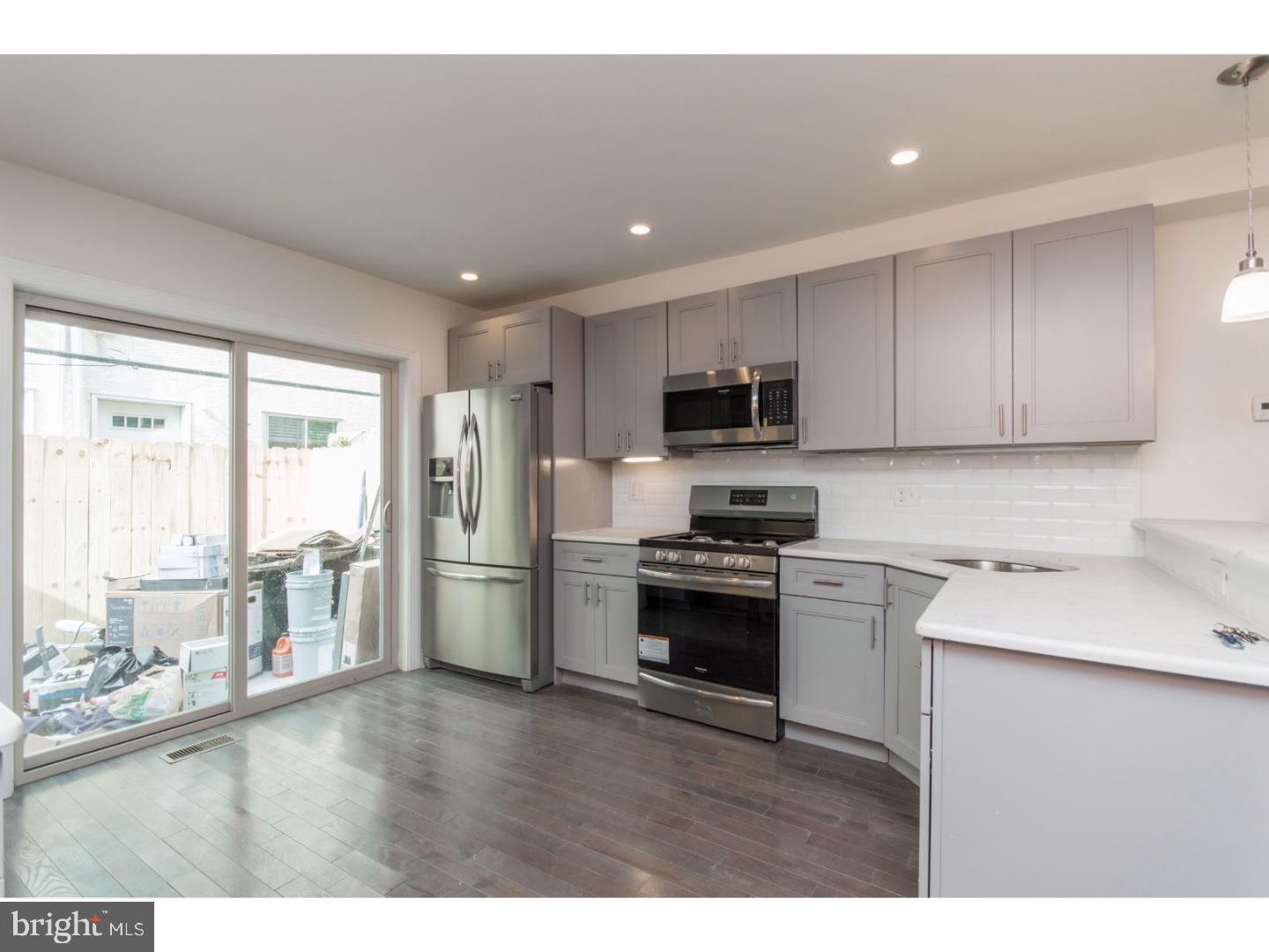 POINT BREEZE - Residential