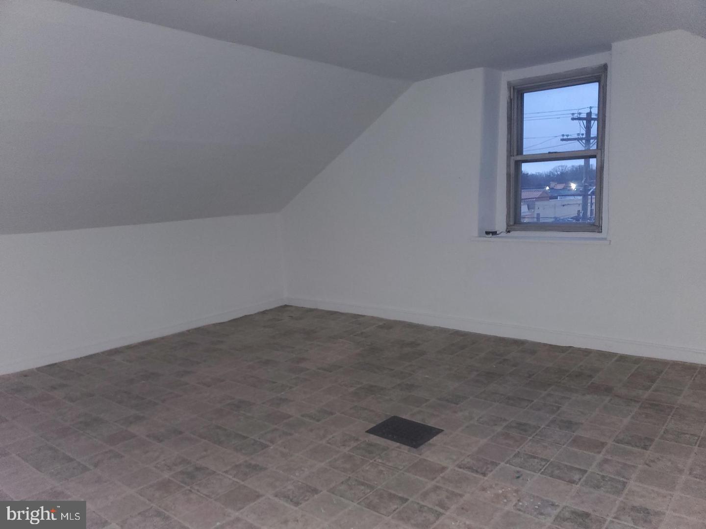 WINCHESTER PARK - Residential Lease